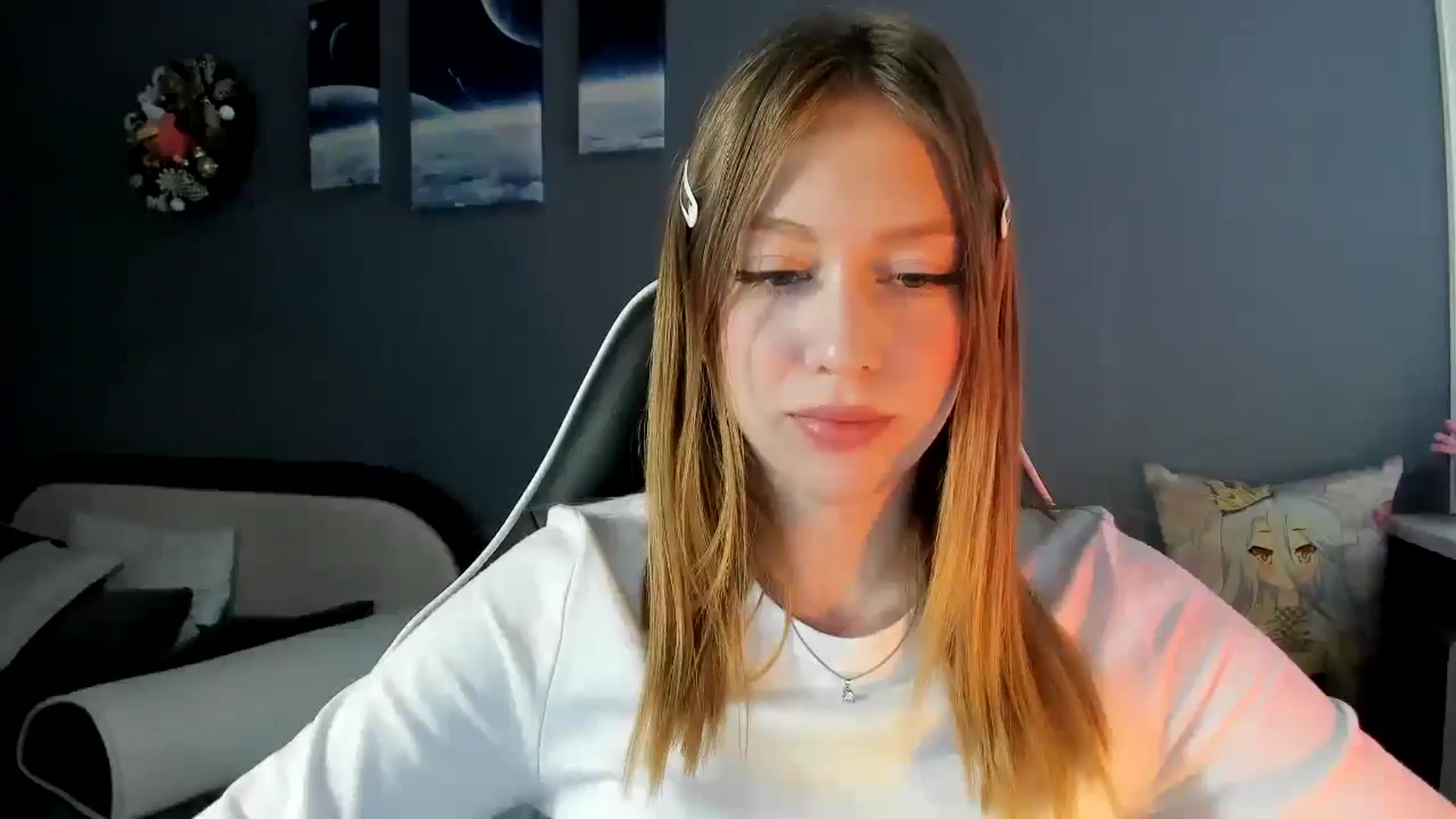 Gallery image thumbnail from RoboSasha's myfreecams stream on, 01/14/2025, 12:54 image 14 of 20