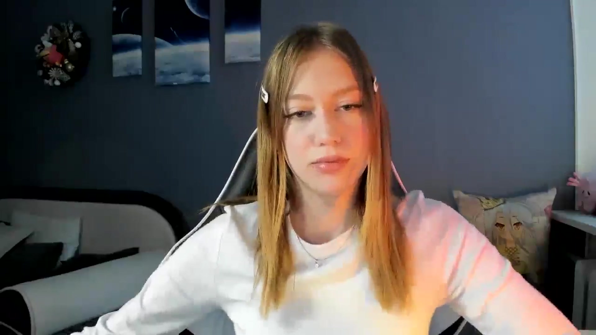 Gallery image thumbnail from RoboSasha's myfreecams stream on, 01/14/2025, 12:54 image 6 of 20