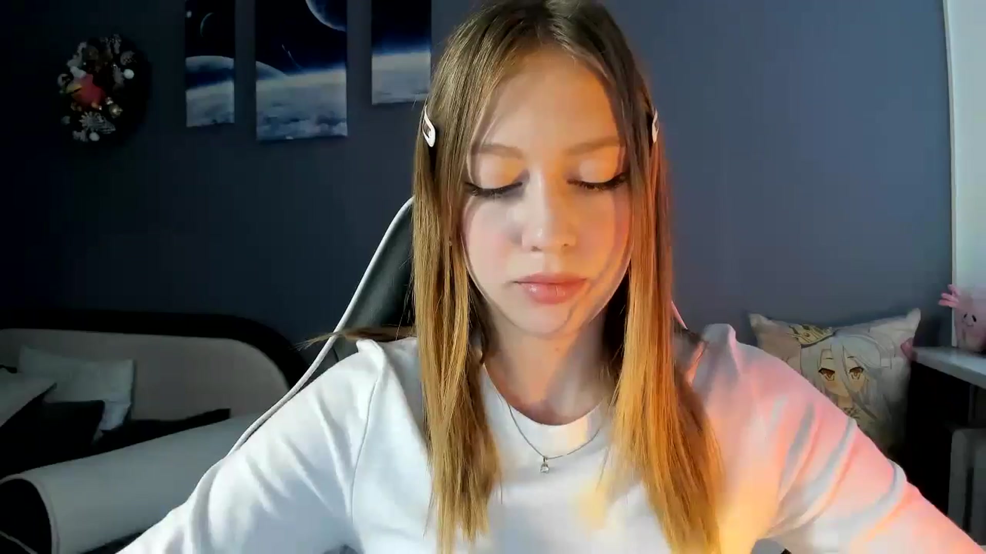 Gallery image thumbnail from RoboSasha's myfreecams stream on, 01/14/2025, 12:54 image 8 of 20
