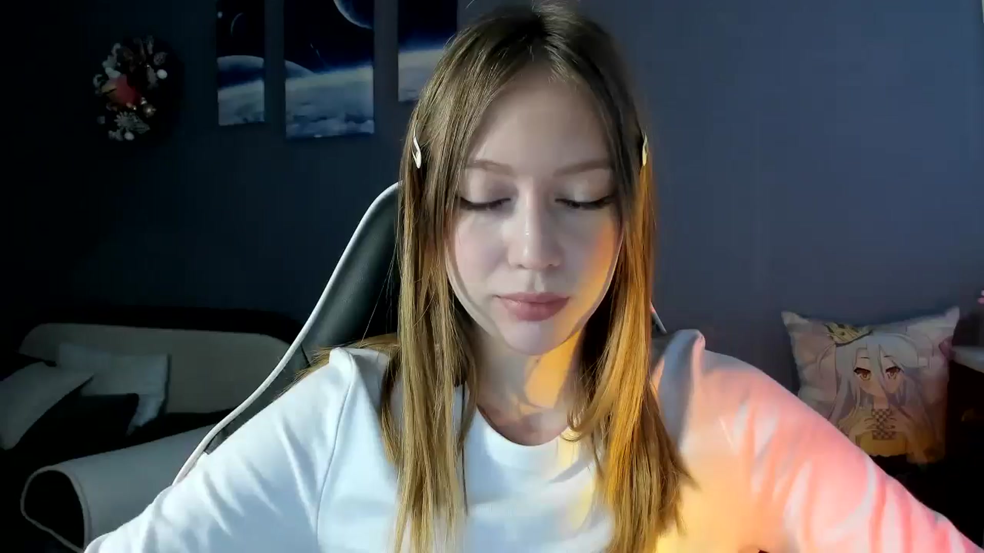 Gallery image thumbnail from RoboSasha's myfreecams stream on, 01/14/2025, 13:47 image 7 of 20