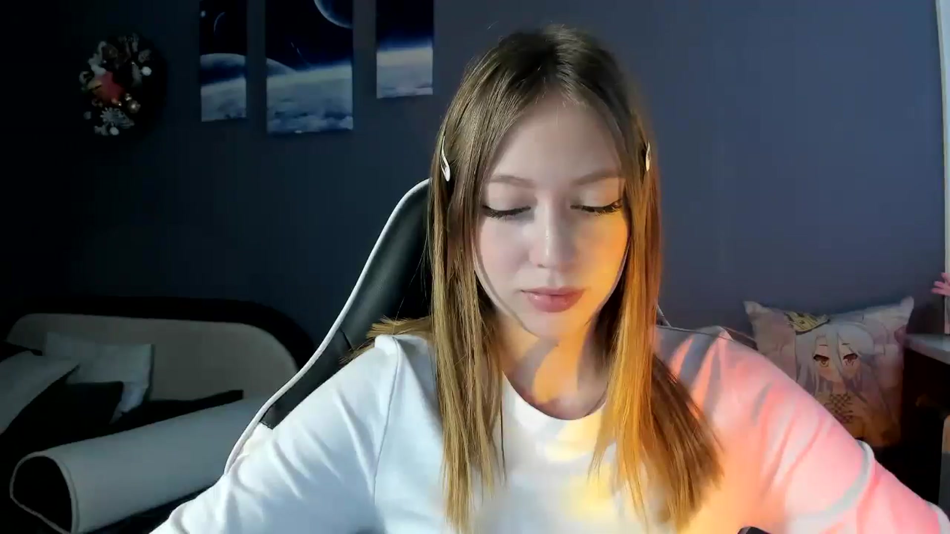 Gallery image thumbnail from RoboSasha's myfreecams stream on, 01/14/2025, 13:47 image 3 of 20