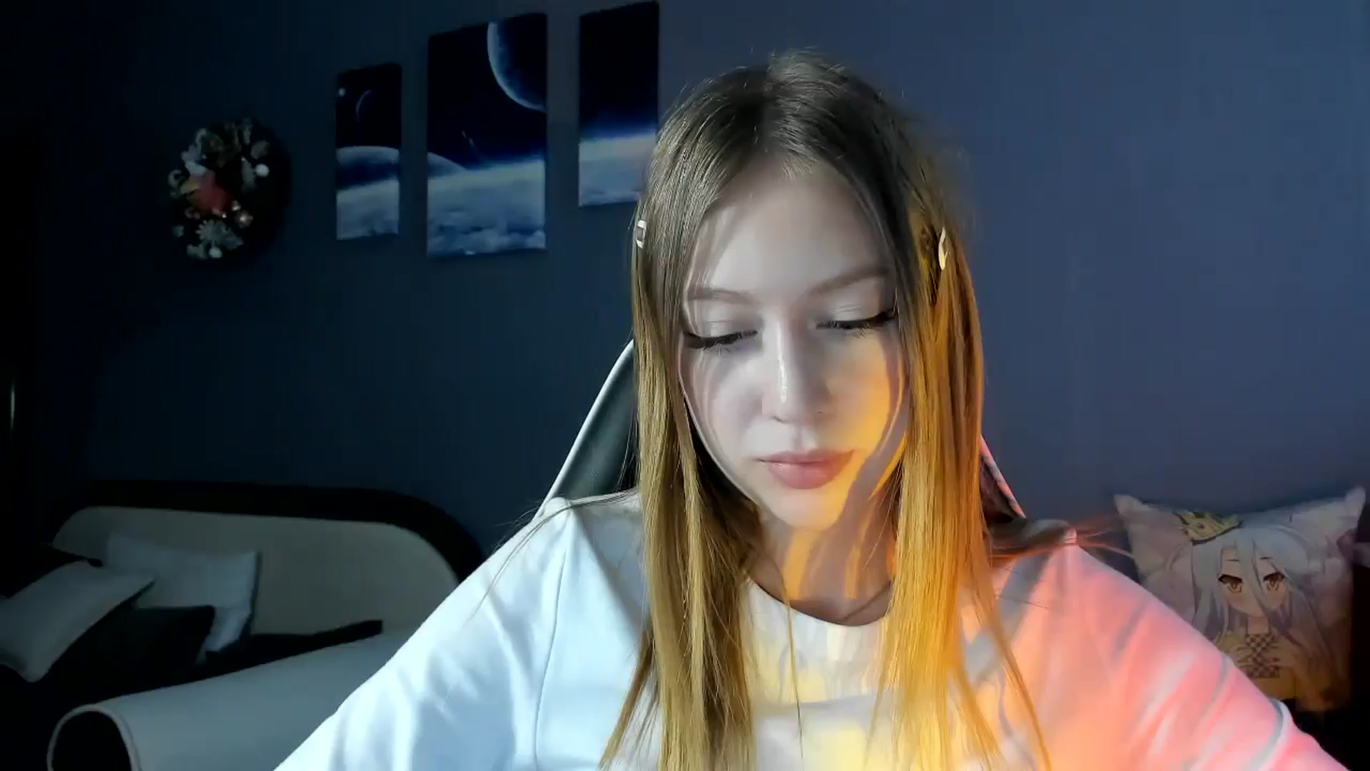 Gallery image thumbnail from RoboSasha's myfreecams stream on, 01/14/2025, 13:47 image 17 of 20