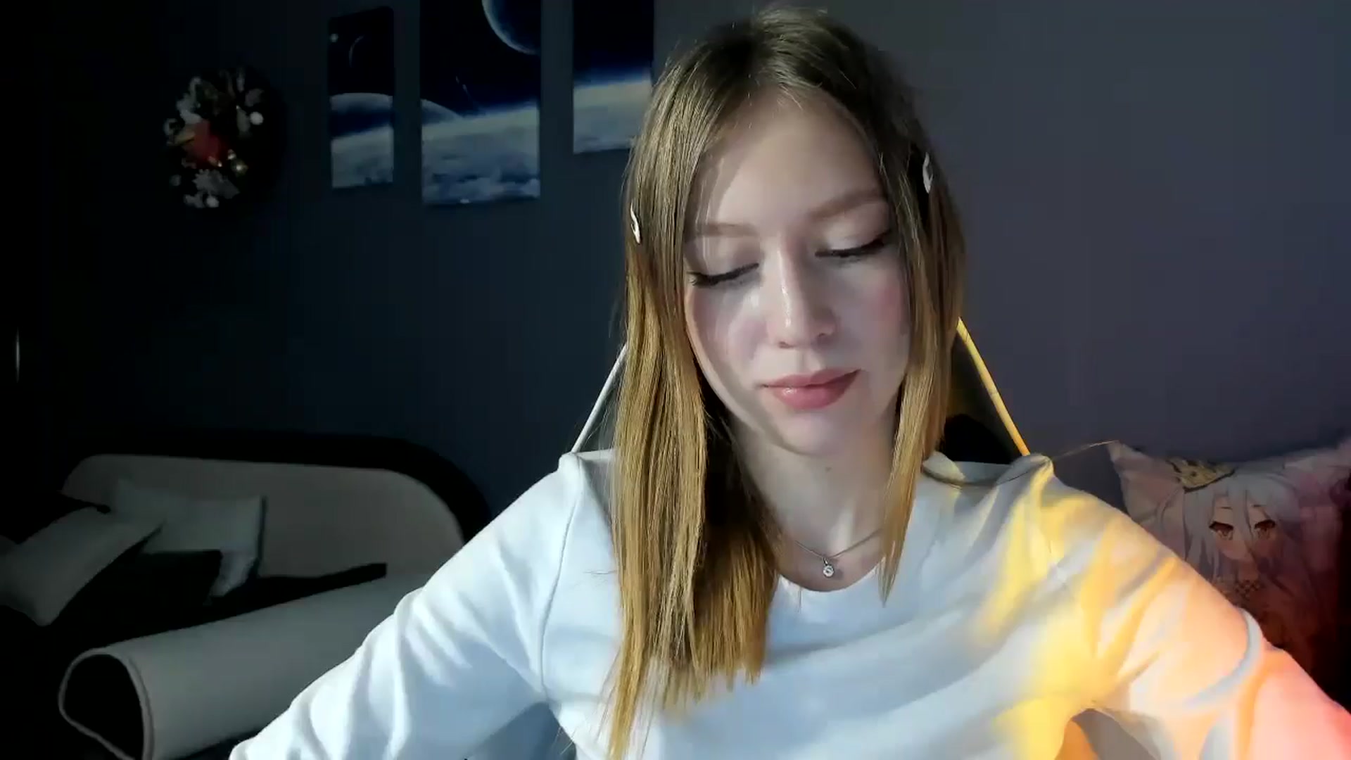 Gallery image thumbnail from RoboSasha's myfreecams stream on, 01/14/2025, 14:17 image 3 of 20