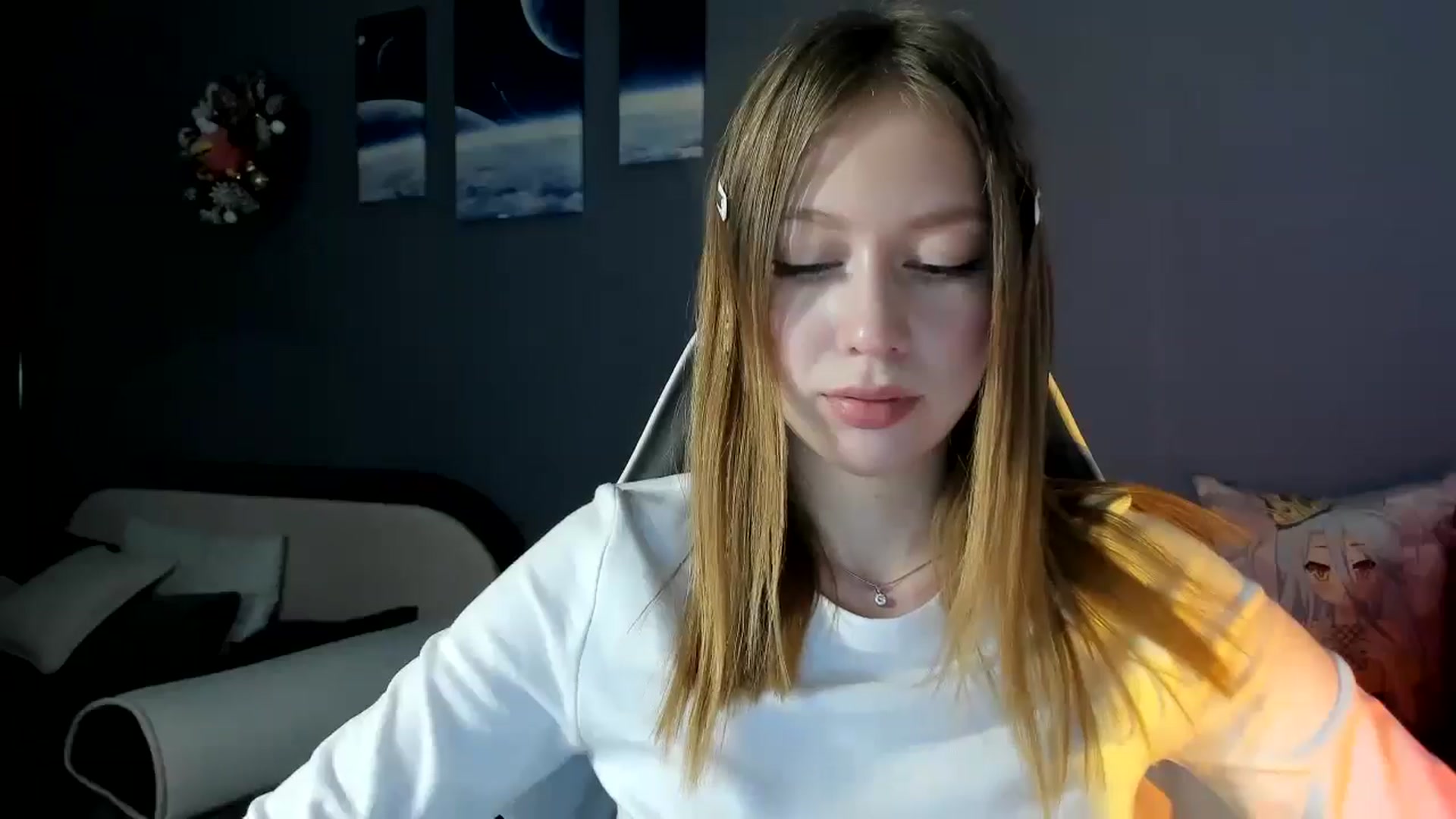 Gallery image thumbnail from RoboSasha's myfreecams stream on, 01/14/2025, 14:17 image 2 of 20