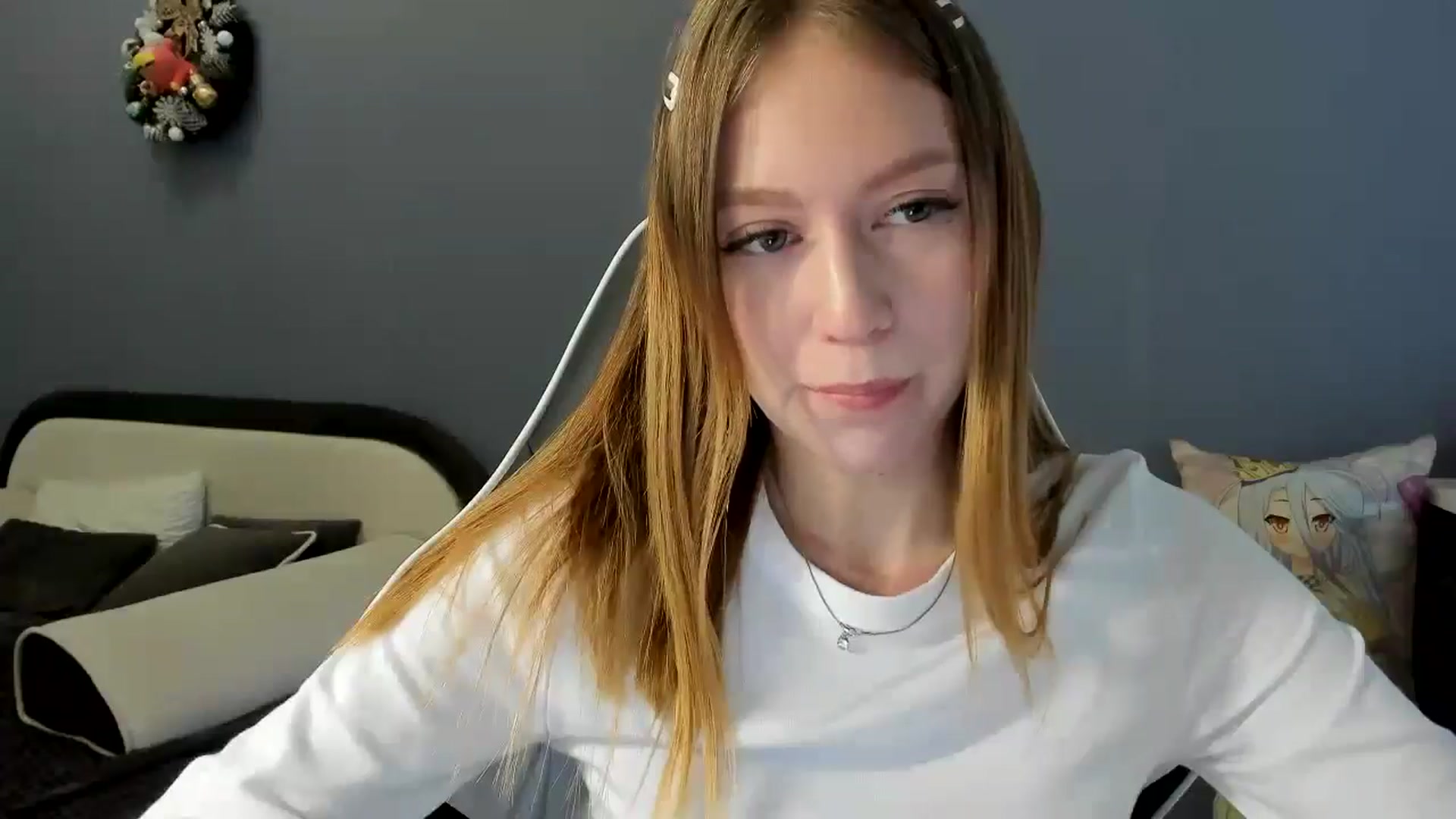 Gallery image thumbnail from RoboSasha's myfreecams stream on, 01/15/2025, 13:16 image 12 of 20