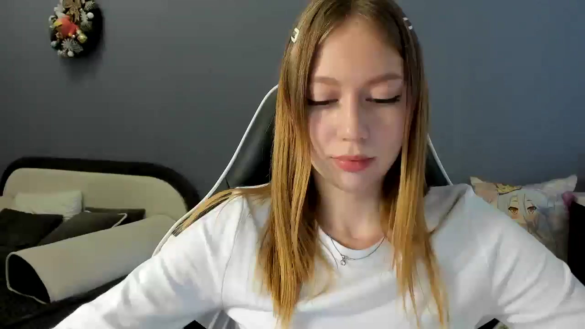 Gallery image thumbnail from RoboSasha's myfreecams stream on, 01/15/2025, 13:16 image 19 of 20