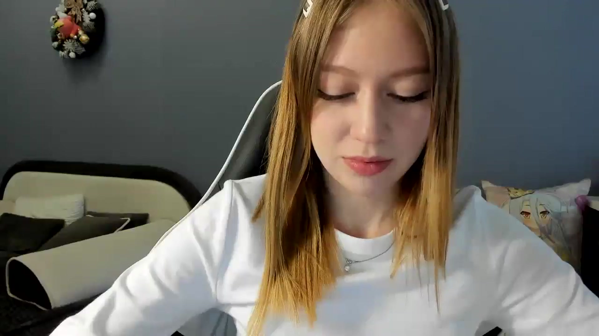 Gallery image thumbnail from RoboSasha's myfreecams stream on, 01/15/2025, 13:16 image 8 of 20