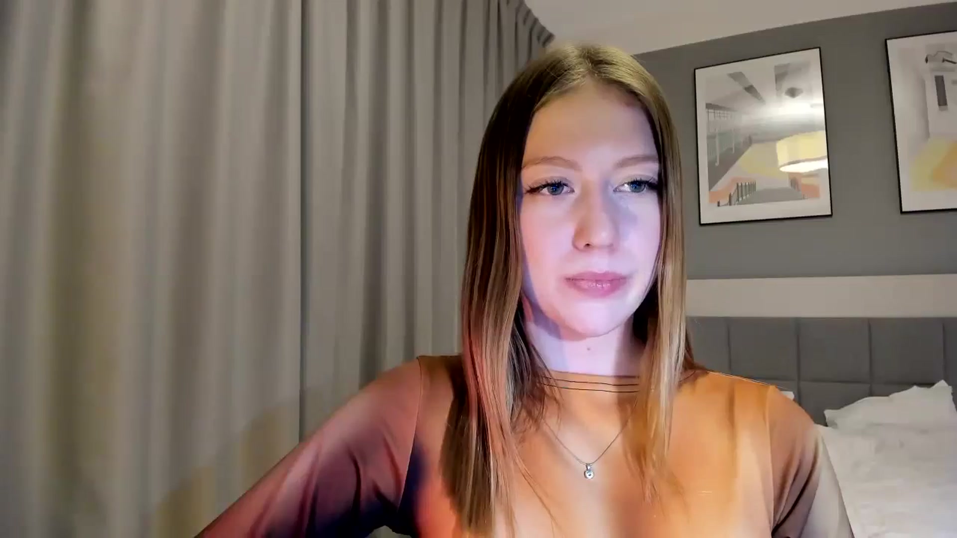 Gallery image thumbnail from RoboSasha's myfreecams stream on, 01/21/2025, 19:07 image 8 of 20