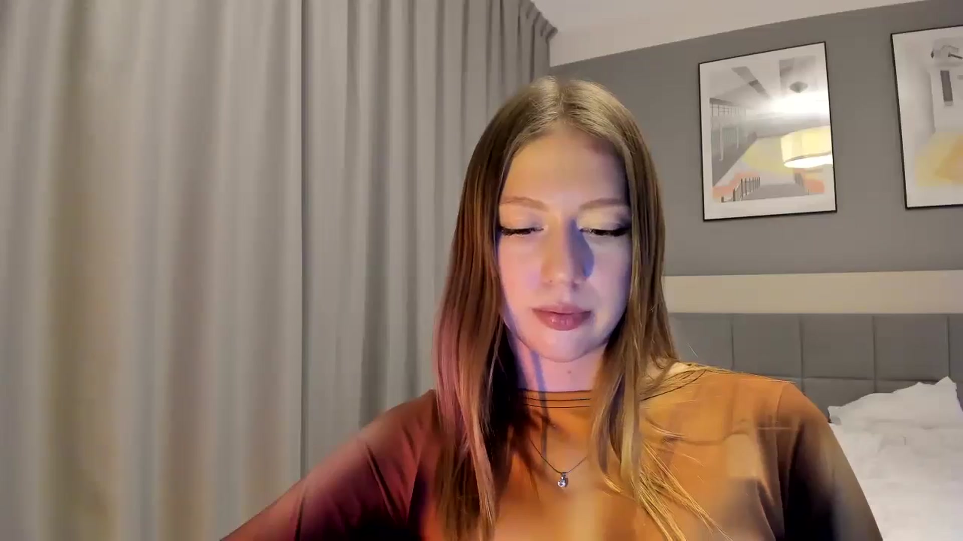 Gallery image thumbnail from RoboSasha's myfreecams stream on, 01/21/2025, 19:07 image 17 of 20