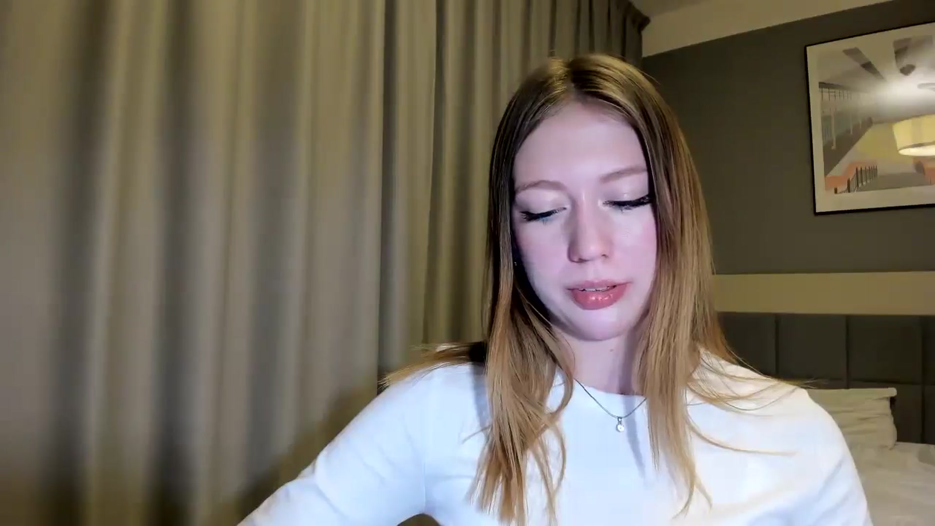 Gallery image thumbnail from RoboSasha's myfreecams stream on, 01/22/2025, 19:53 image 14 of 20