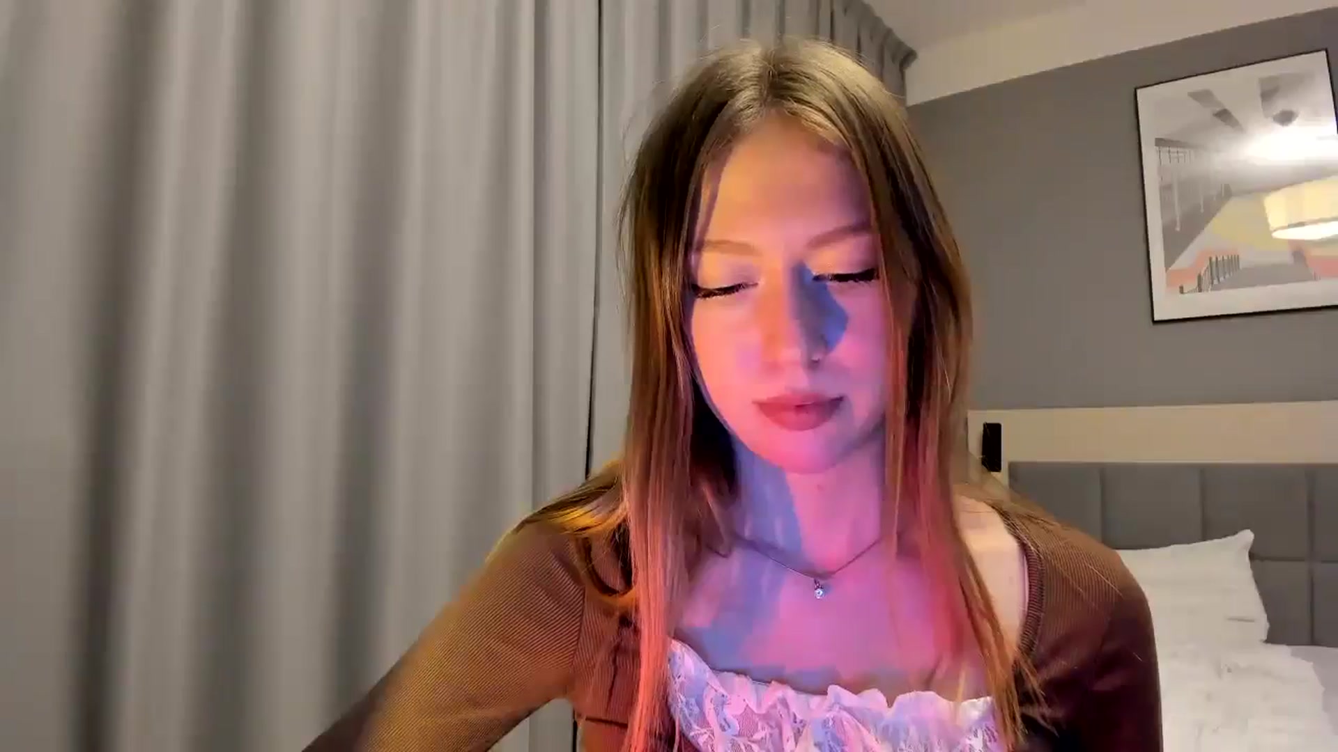 Gallery image thumbnail from RoboSasha's myfreecams stream on, 01/23/2025, 19:17 image 12 of 20