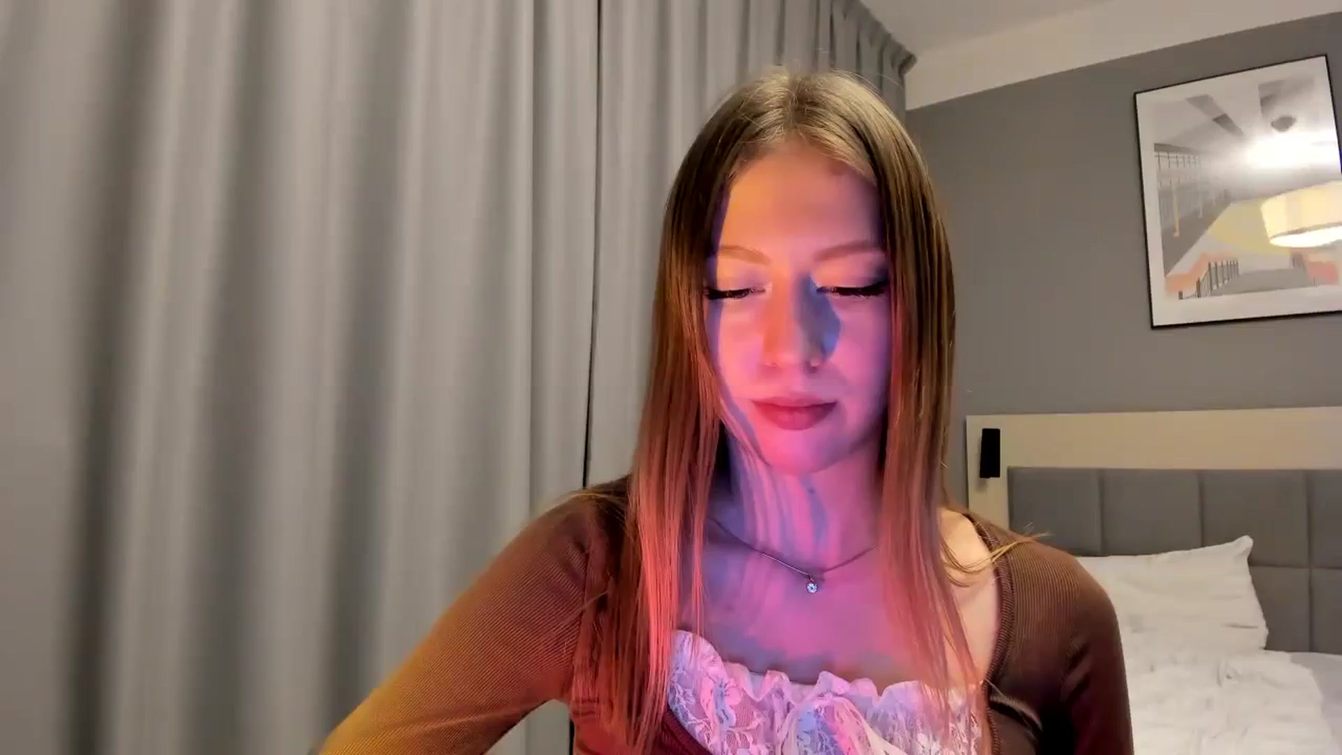 Gallery image thumbnail from RoboSasha's myfreecams stream on, 01/23/2025, 20:34 image 17 of 20