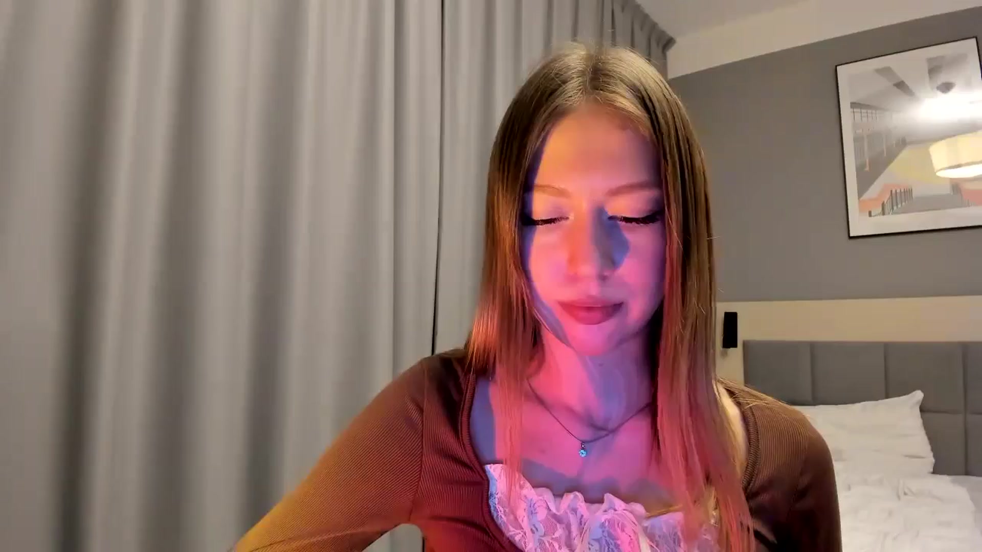 Gallery image thumbnail from RoboSasha's myfreecams stream on, 01/23/2025, 20:34 image 7 of 20