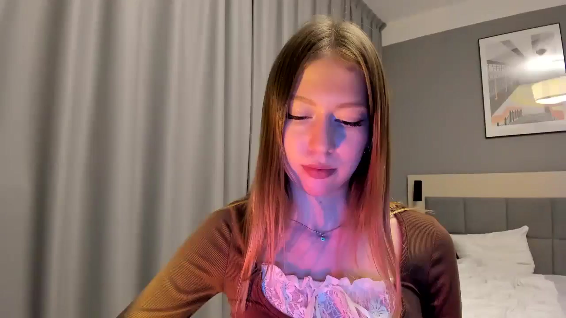 Gallery image thumbnail from RoboSasha's myfreecams stream on, 01/23/2025, 20:34 image 20 of 20