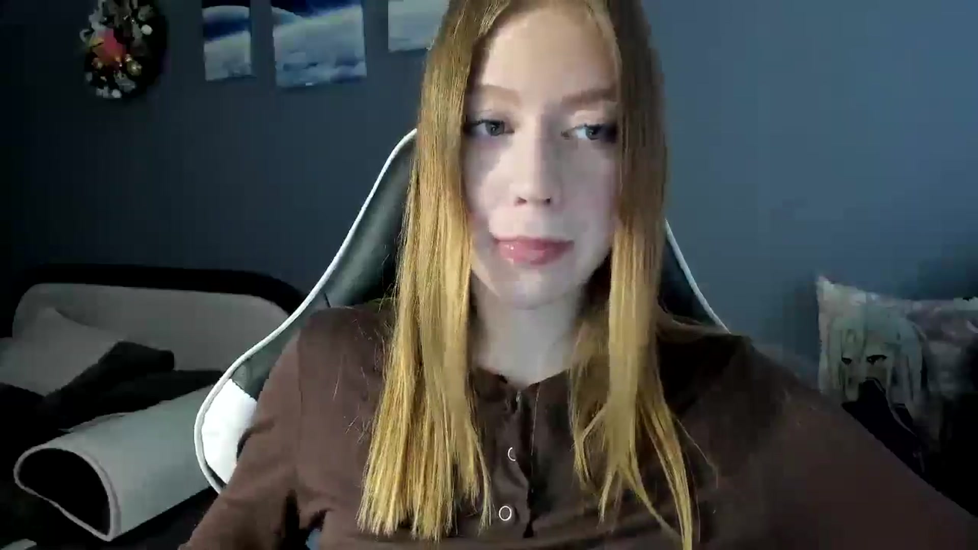 Gallery image thumbnail from RoboSasha's myfreecams stream on, 01/31/2025, 14:11 image 5 of 20