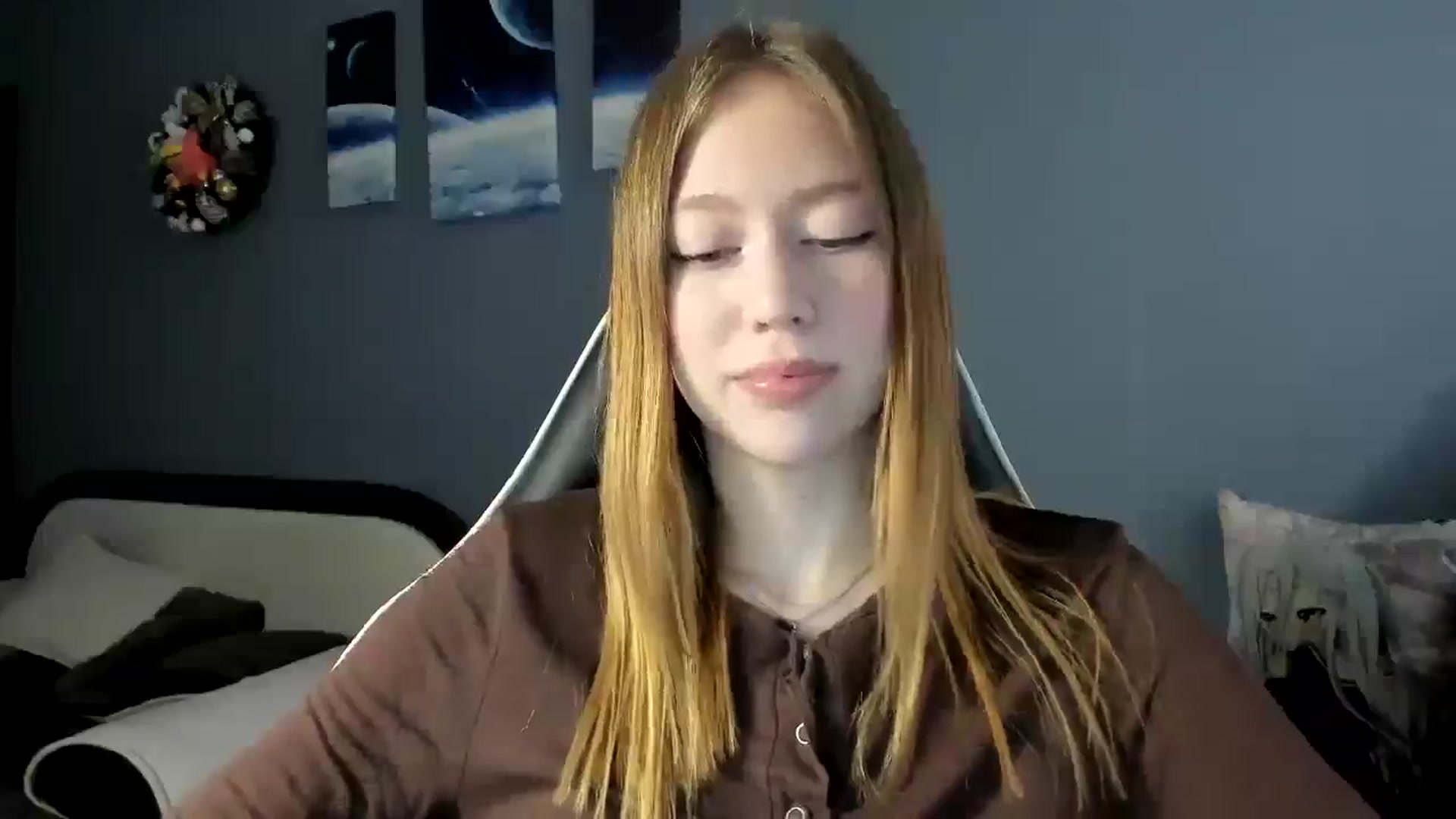 Gallery image thumbnail from RoboSasha's myfreecams stream on, 01/31/2025, 14:11 image 12 of 20