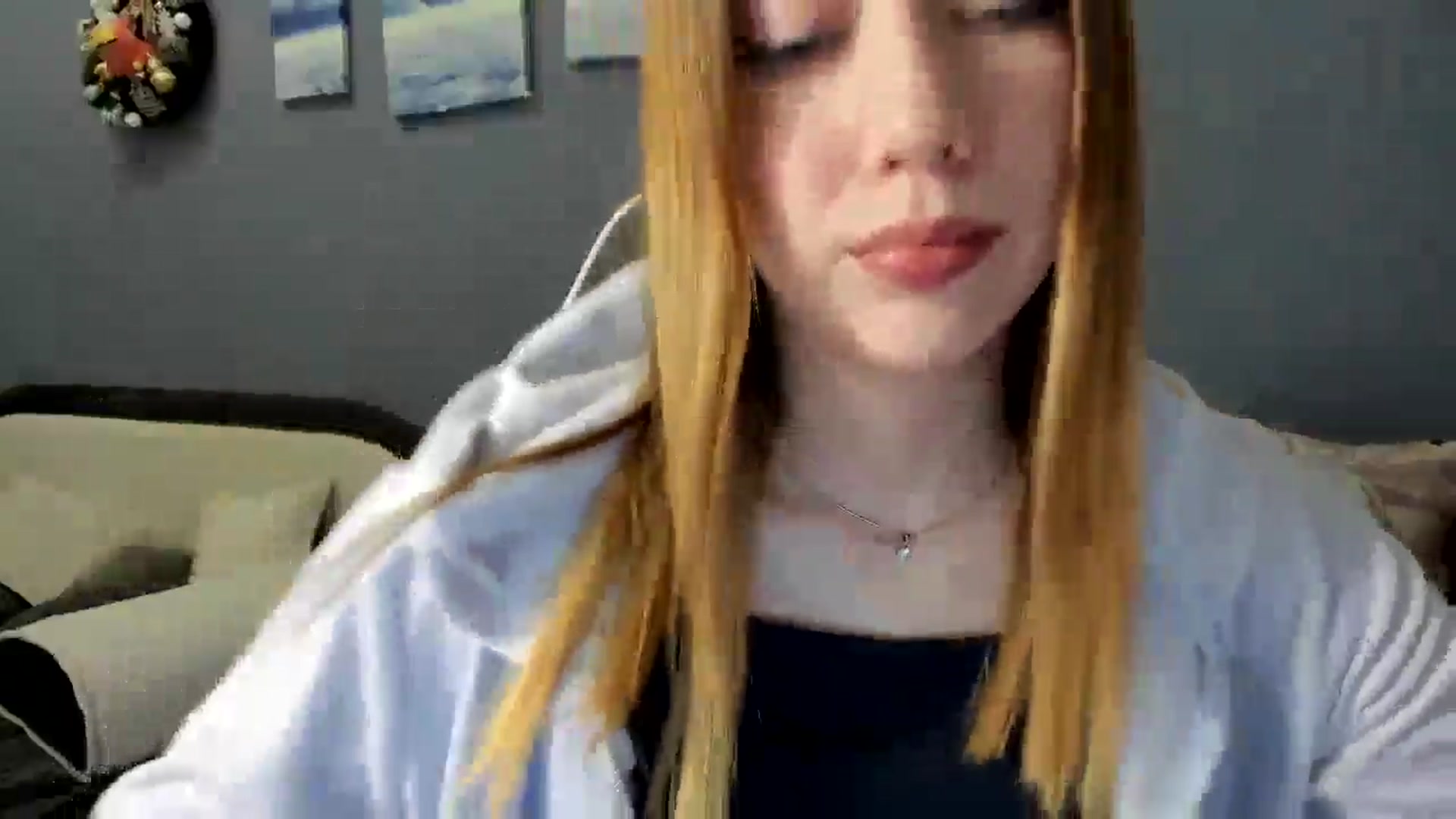Gallery image thumbnail from RoboSasha's myfreecams stream on, 02/02/2025, 15:26 image 7 of 20