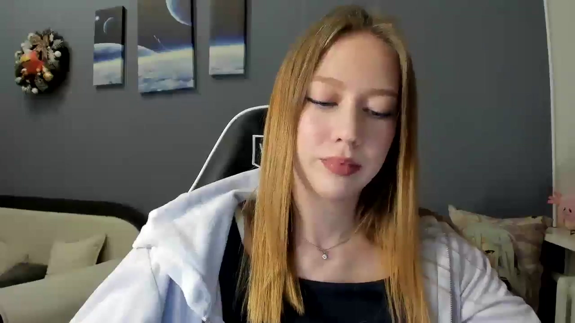 Gallery image thumbnail from RoboSasha's myfreecams stream on, 02/02/2025, 15:26 image 19 of 20