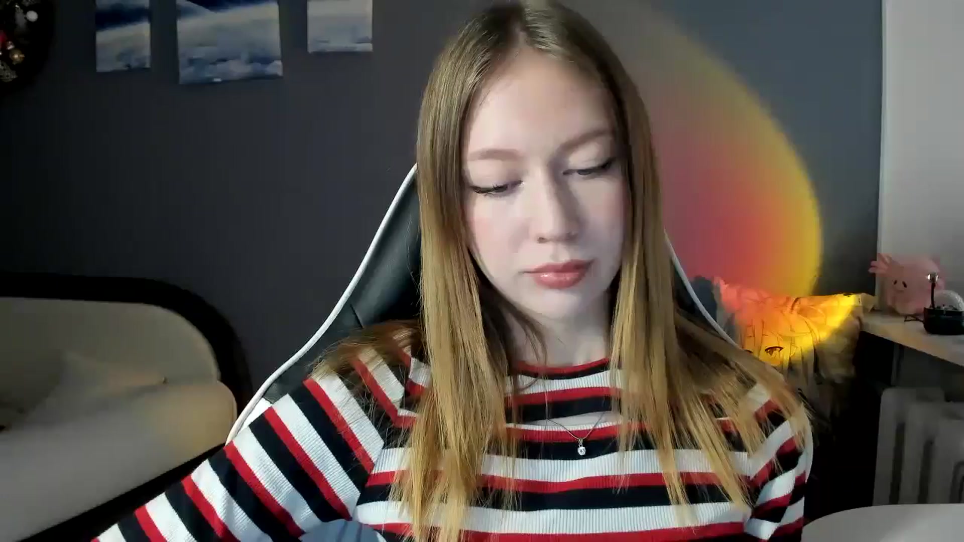Gallery image thumbnail from RoboSasha's myfreecams stream on, 02/03/2025, 14:36 image 17 of 20