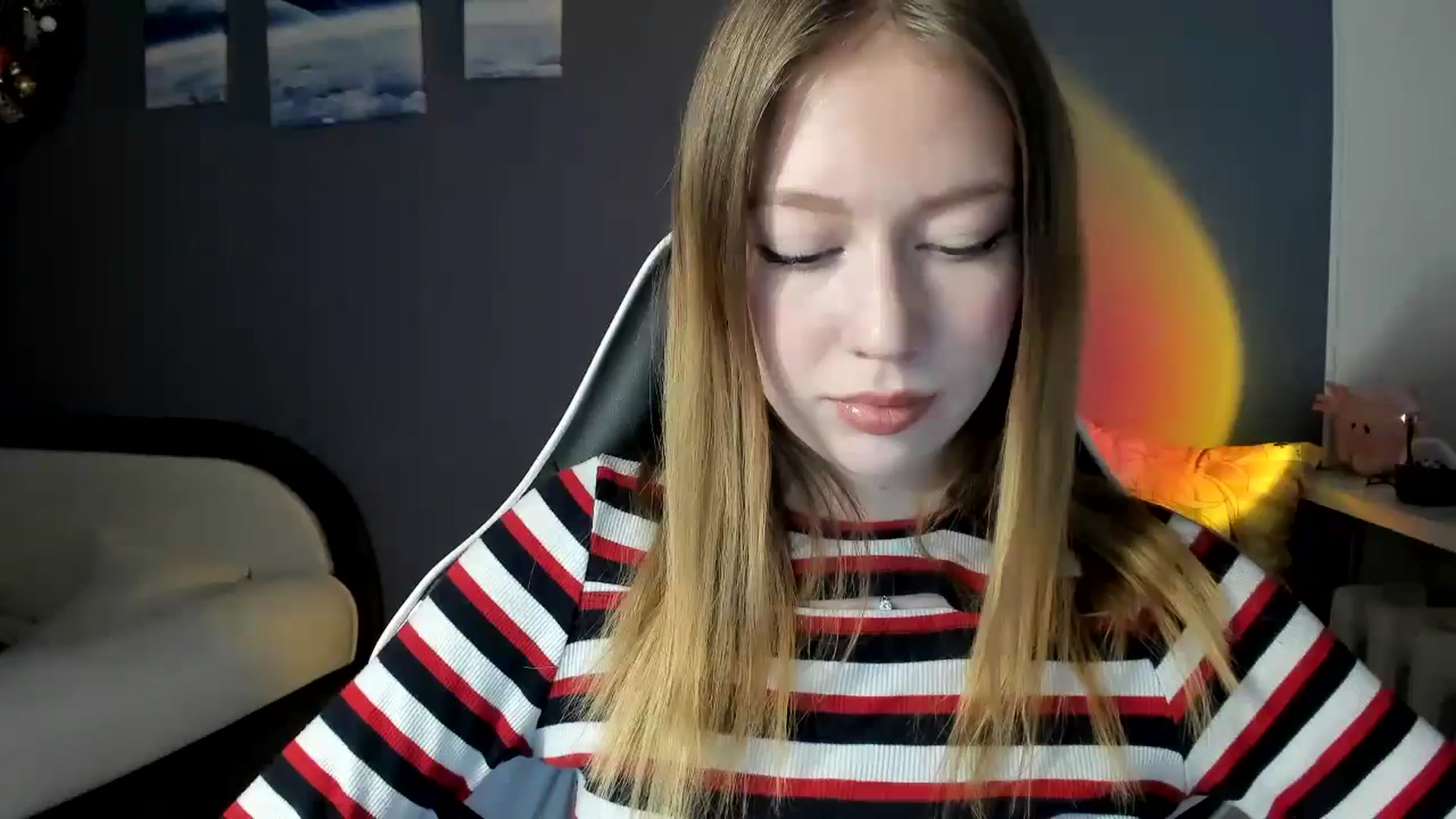 Gallery image thumbnail from RoboSasha's myfreecams stream on, 02/03/2025, 15:27 image 6 of 20