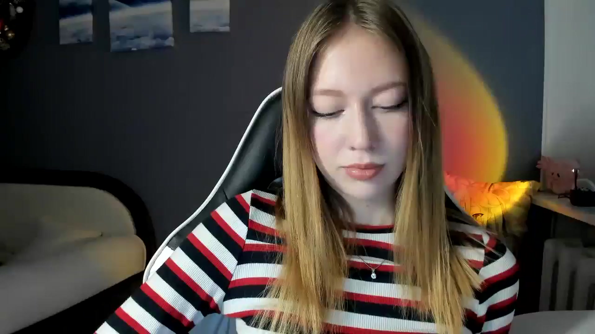 Gallery image thumbnail from RoboSasha's myfreecams stream on, 02/03/2025, 15:27 image 3 of 20