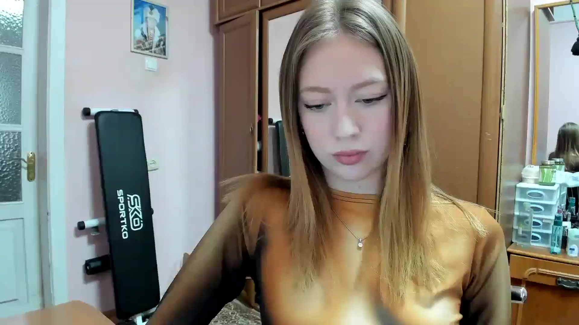 Gallery image thumbnail from RoboSasha's myfreecams stream on, 02/06/2025, 13:03 image 16 of 20