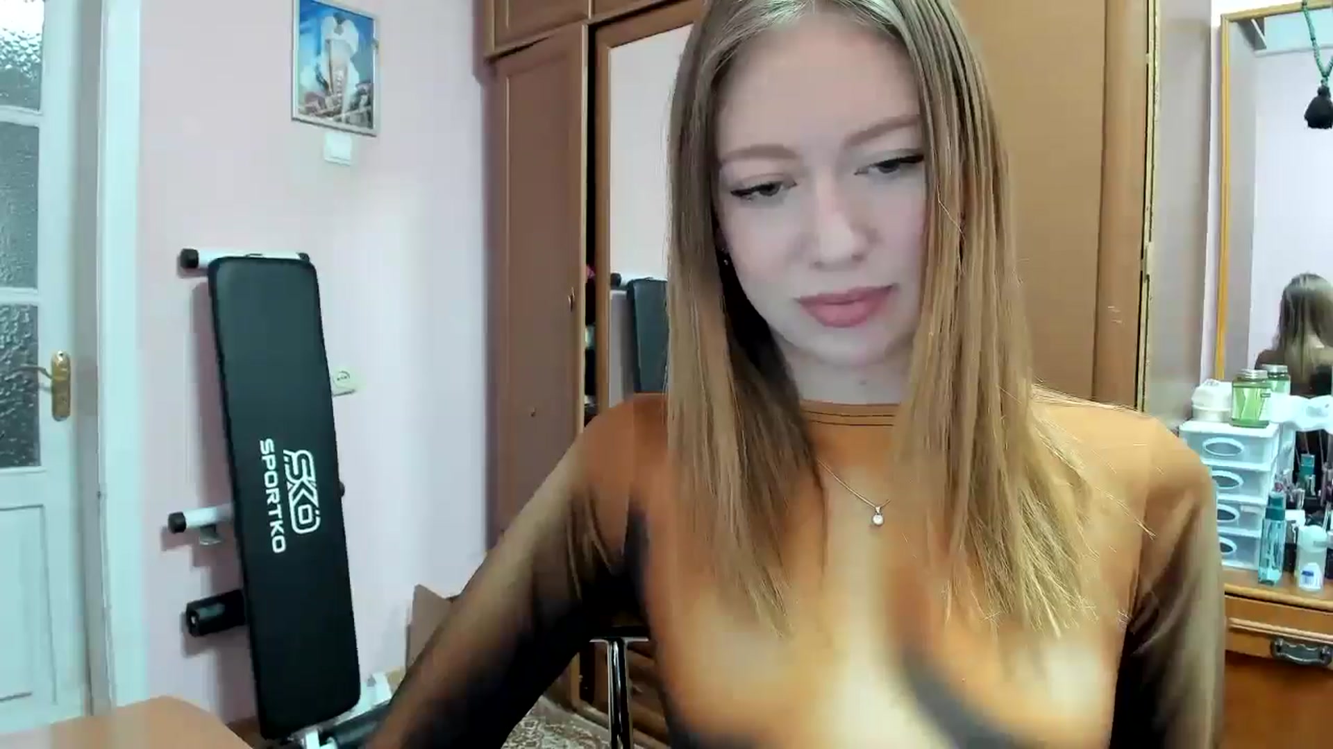 Gallery image thumbnail from RoboSasha's myfreecams stream on, 02/06/2025, 13:03 image 19 of 20