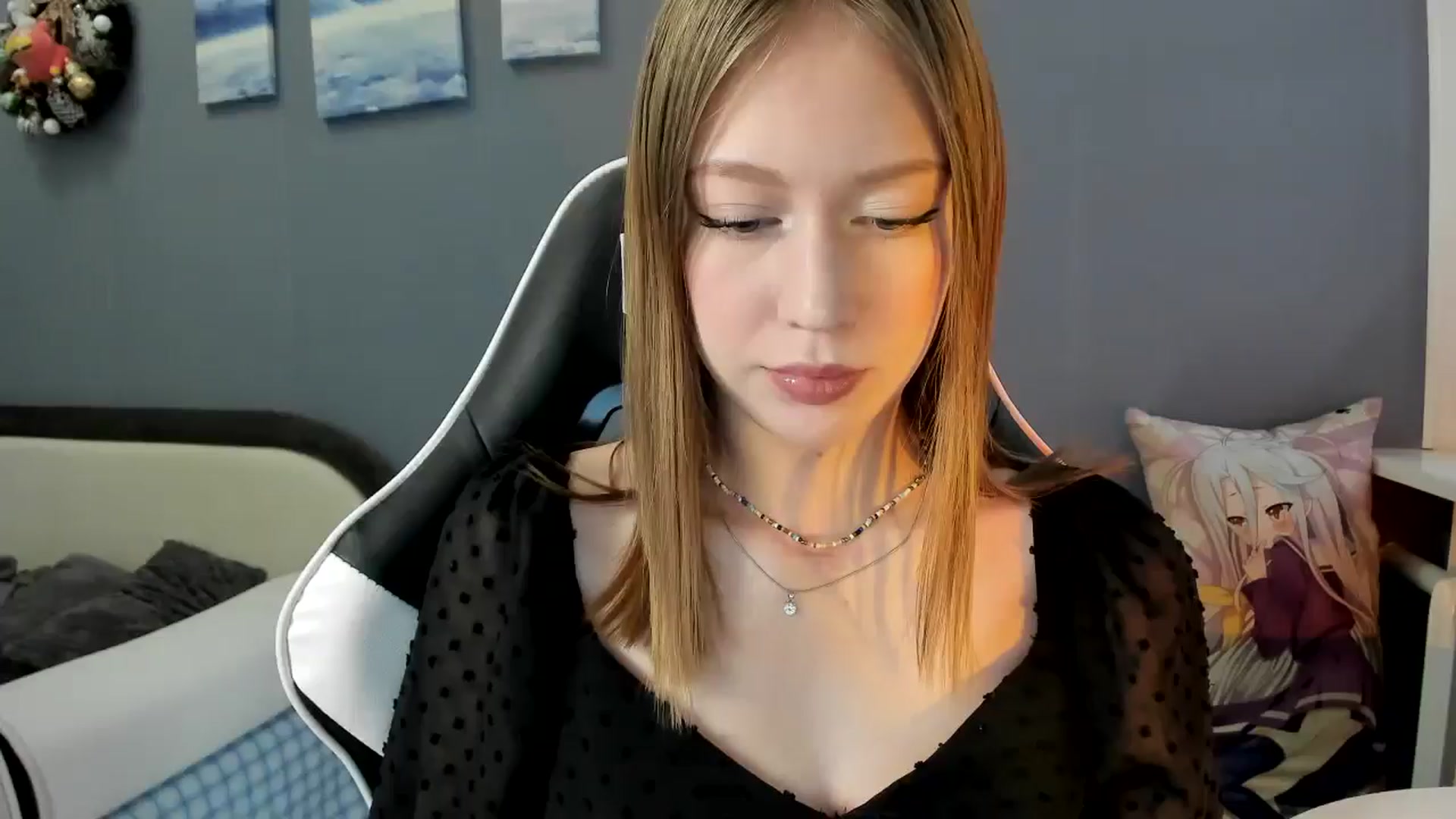 Gallery image thumbnail from RoboSasha's myfreecams stream on, 02/10/2025, 15:02 image 6 of 20