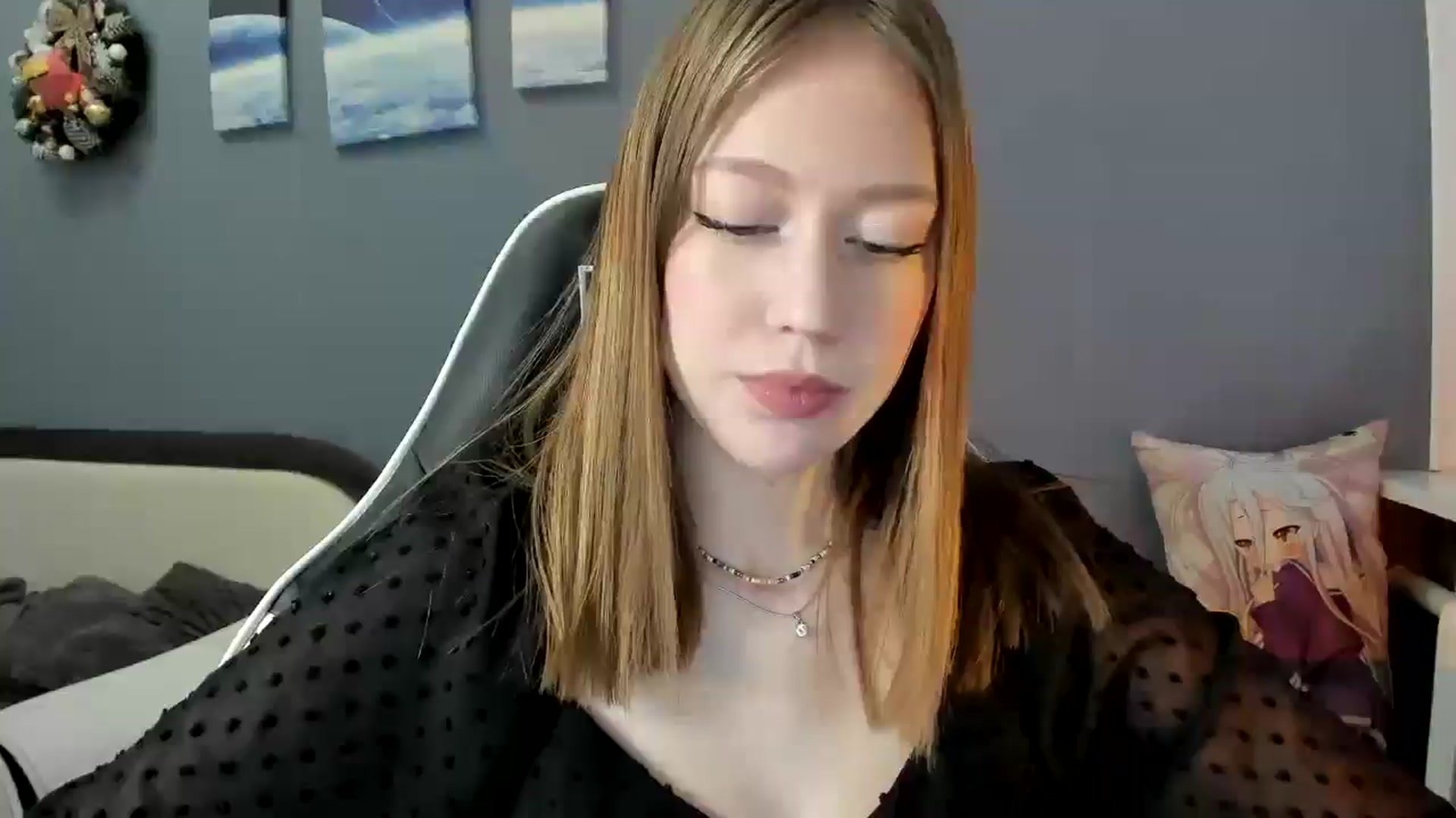 Gallery image thumbnail from RoboSasha's myfreecams stream on, 02/10/2025, 15:02 image 19 of 20