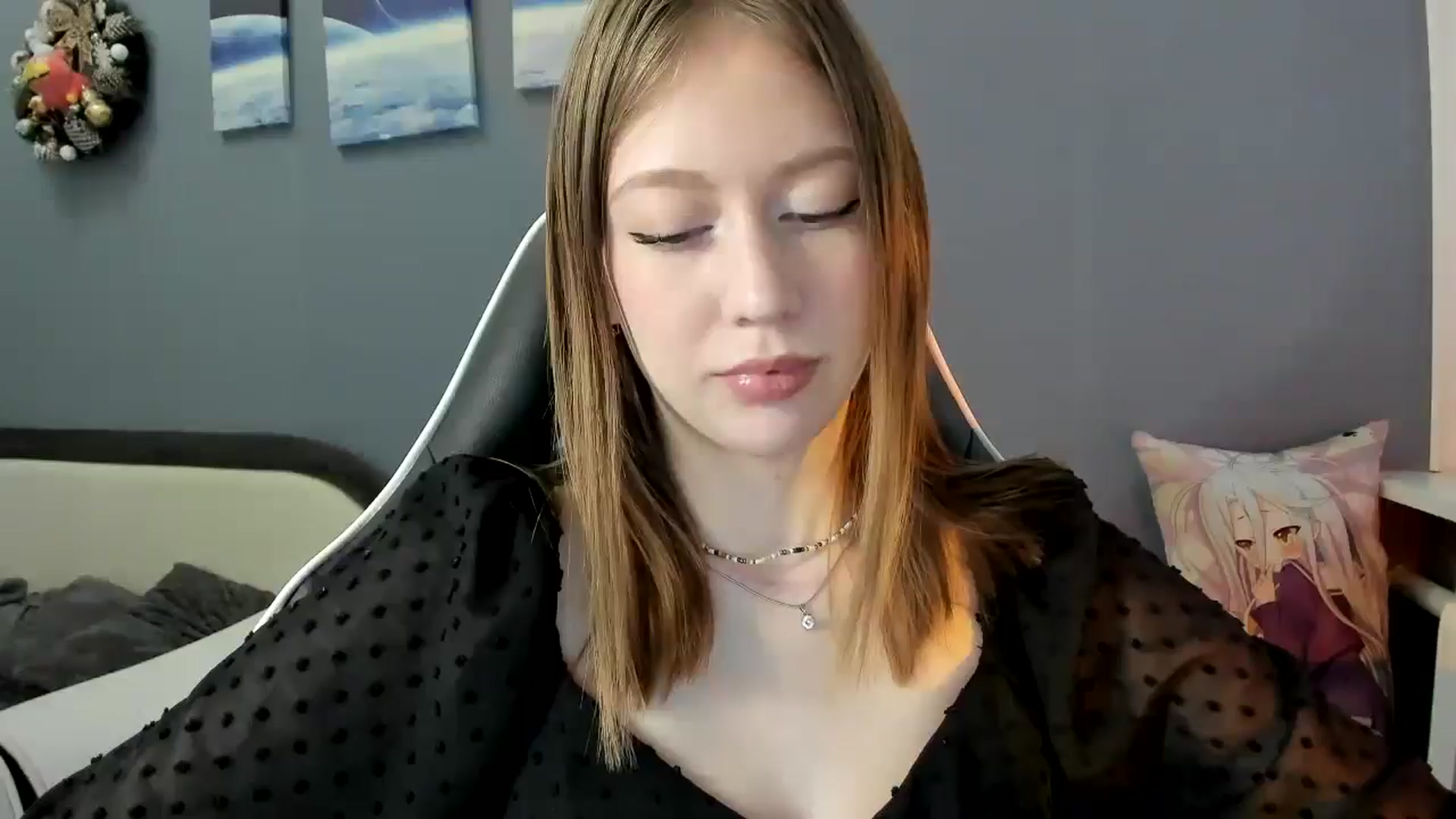 Gallery image thumbnail from RoboSasha's myfreecams stream on, 02/10/2025, 15:02 image 16 of 20