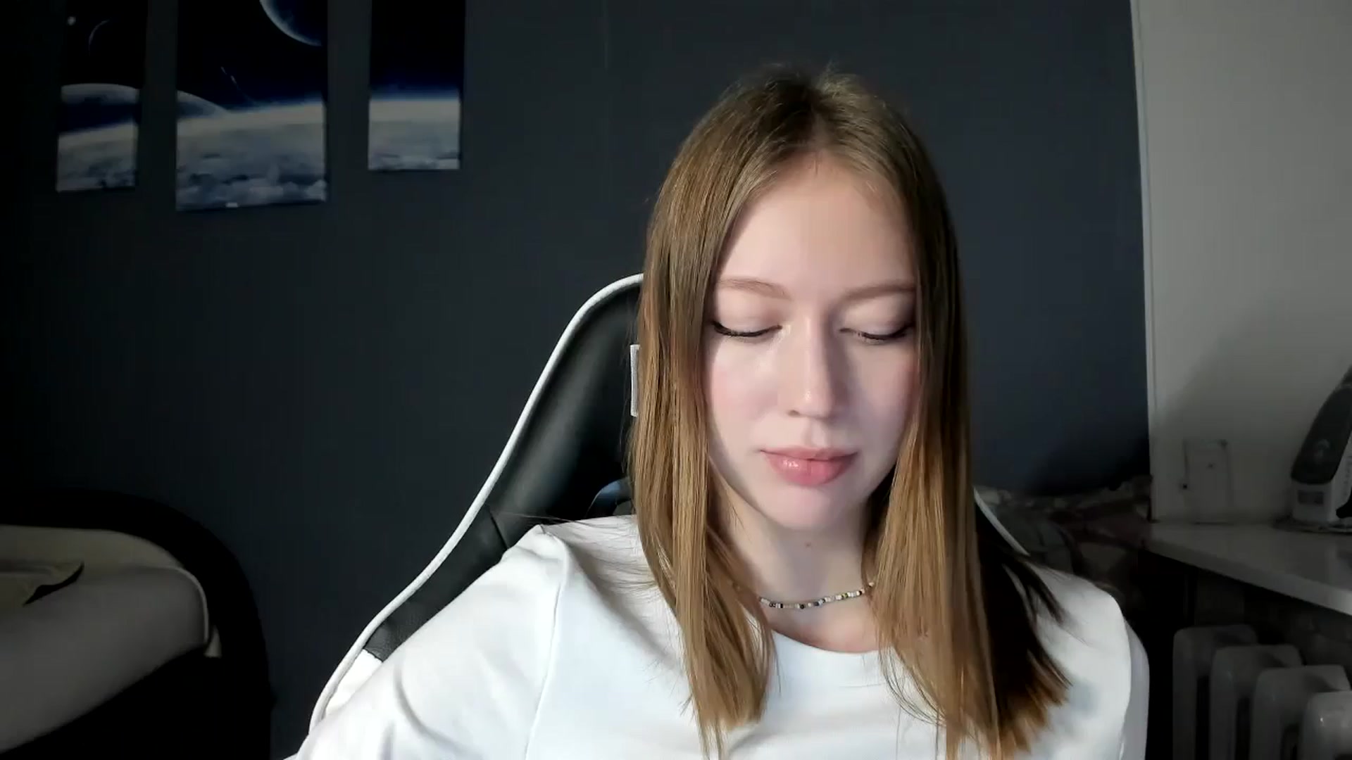 Gallery image thumbnail from RoboSasha's myfreecams stream on, 02/17/2025, 16:32 image 19 of 20