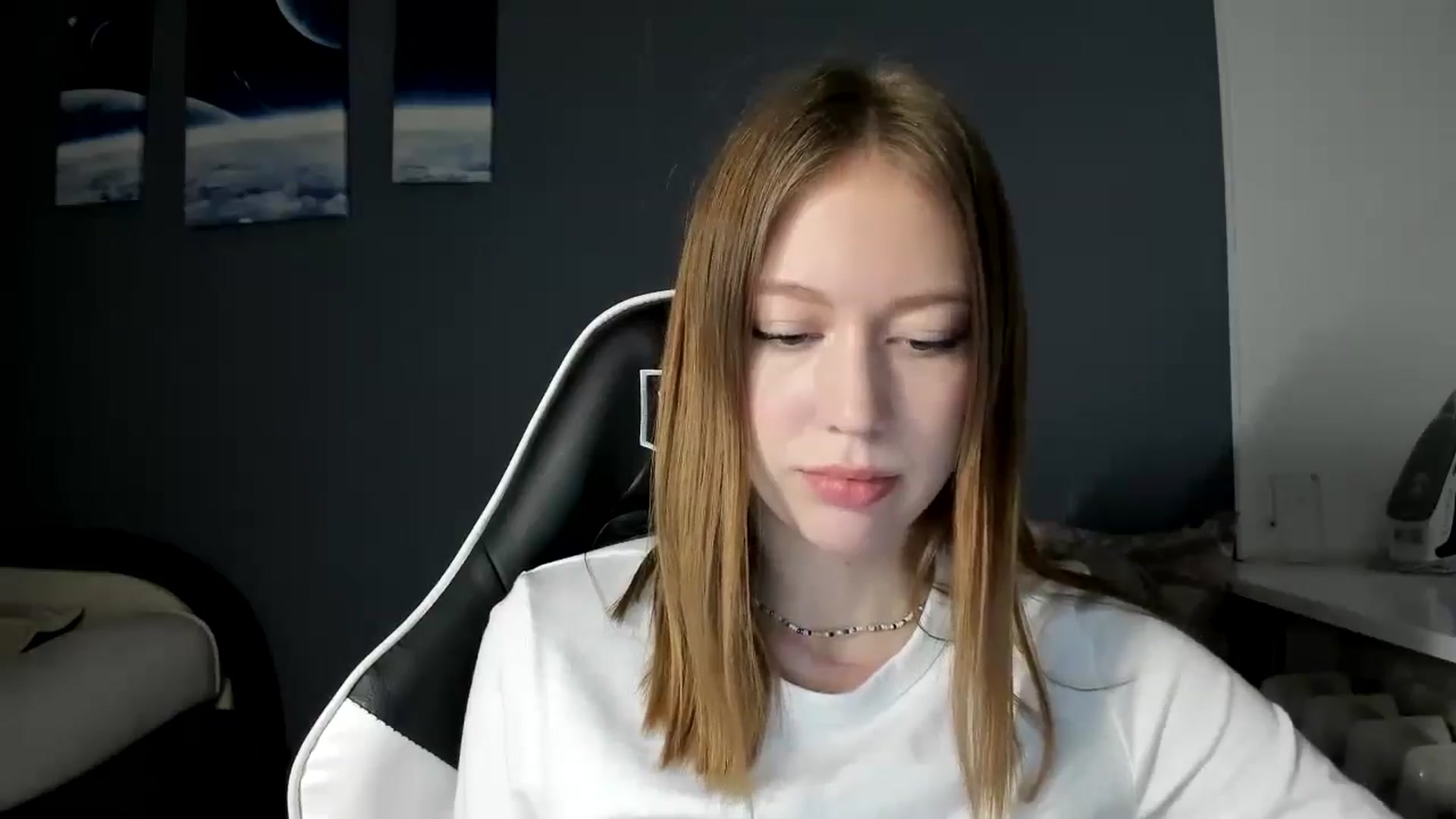 Gallery image thumbnail from RoboSasha's myfreecams stream on, 02/17/2025, 16:32 image 6 of 20