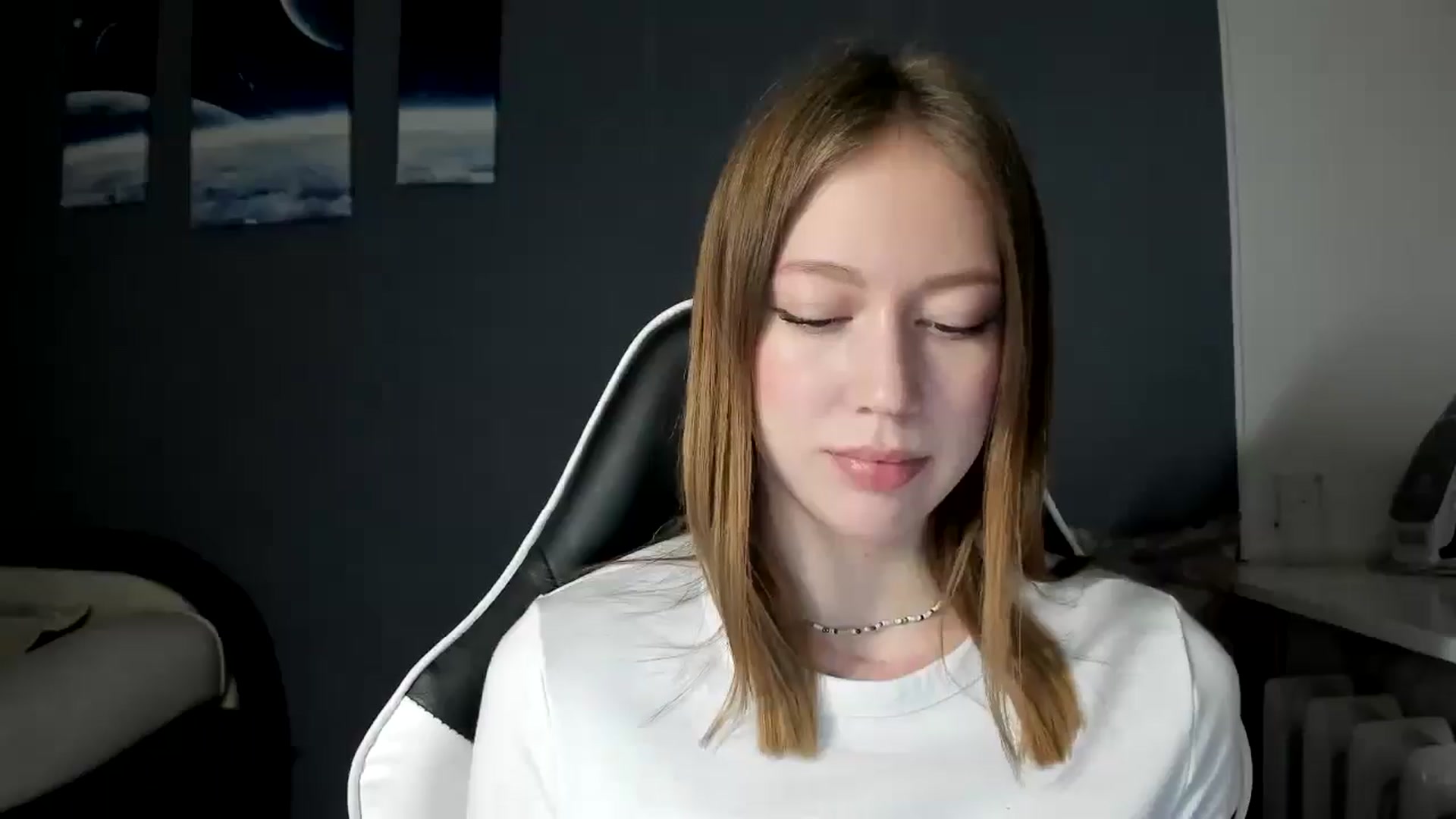Gallery image thumbnail from RoboSasha's myfreecams stream on, 02/17/2025, 16:32 image 15 of 20