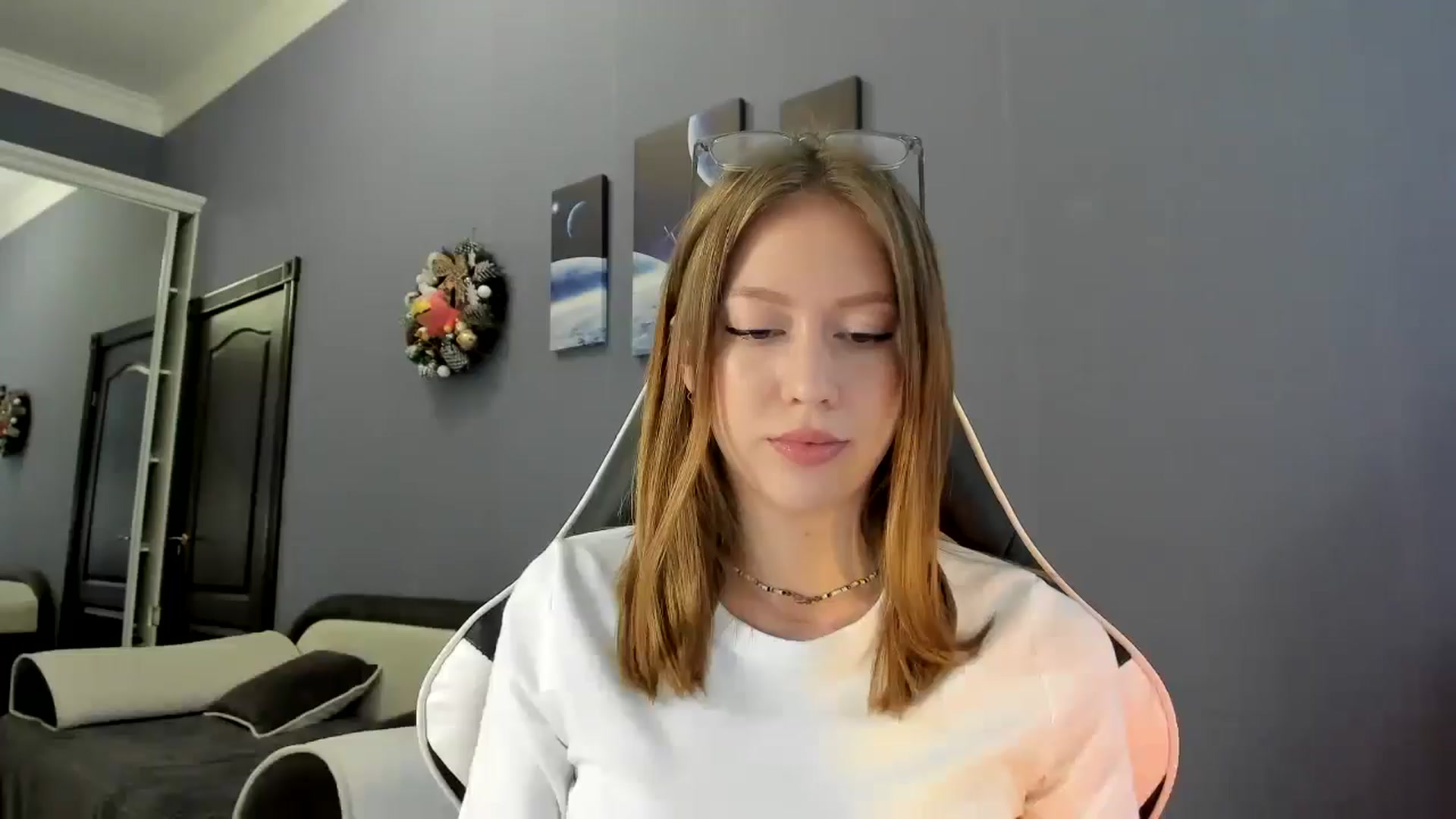 Gallery image thumbnail from RoboSasha's myfreecams stream on, 02/27/2025, 14:06 image 15 of 20