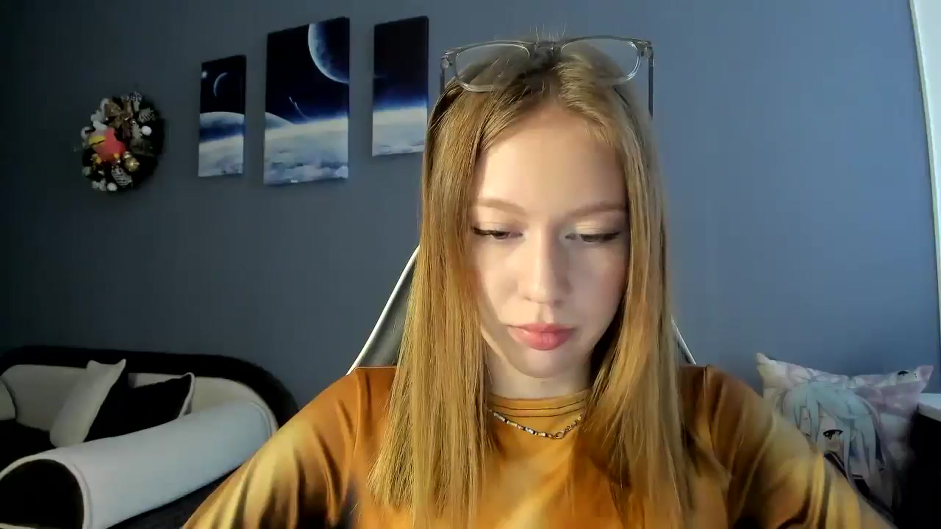 Gallery image thumbnail from RoboSasha's myfreecams stream on, 02/28/2025, 11:39 image 15 of 20