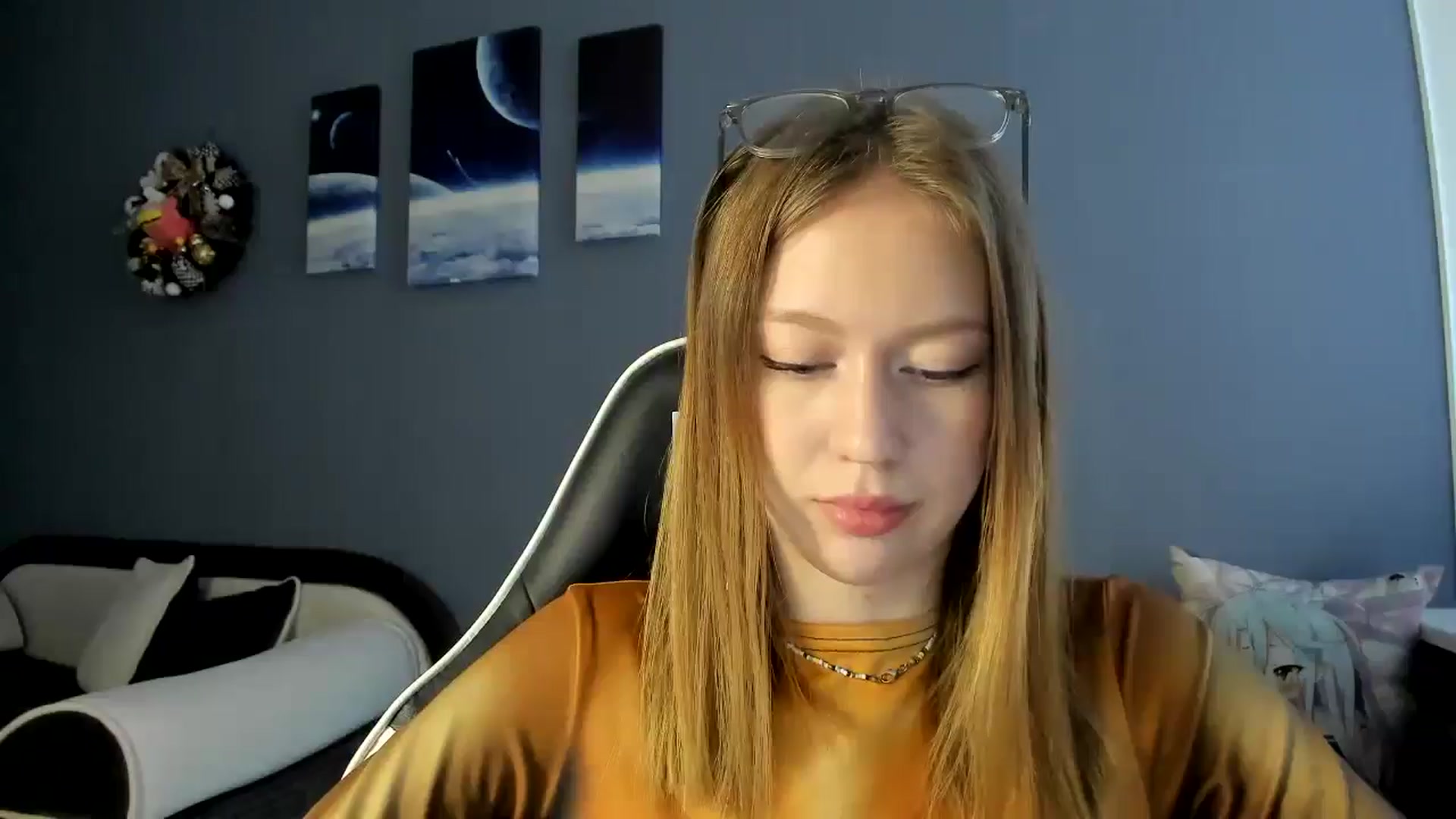 Gallery image thumbnail from RoboSasha's myfreecams stream on, 02/28/2025, 11:39 image 19 of 20