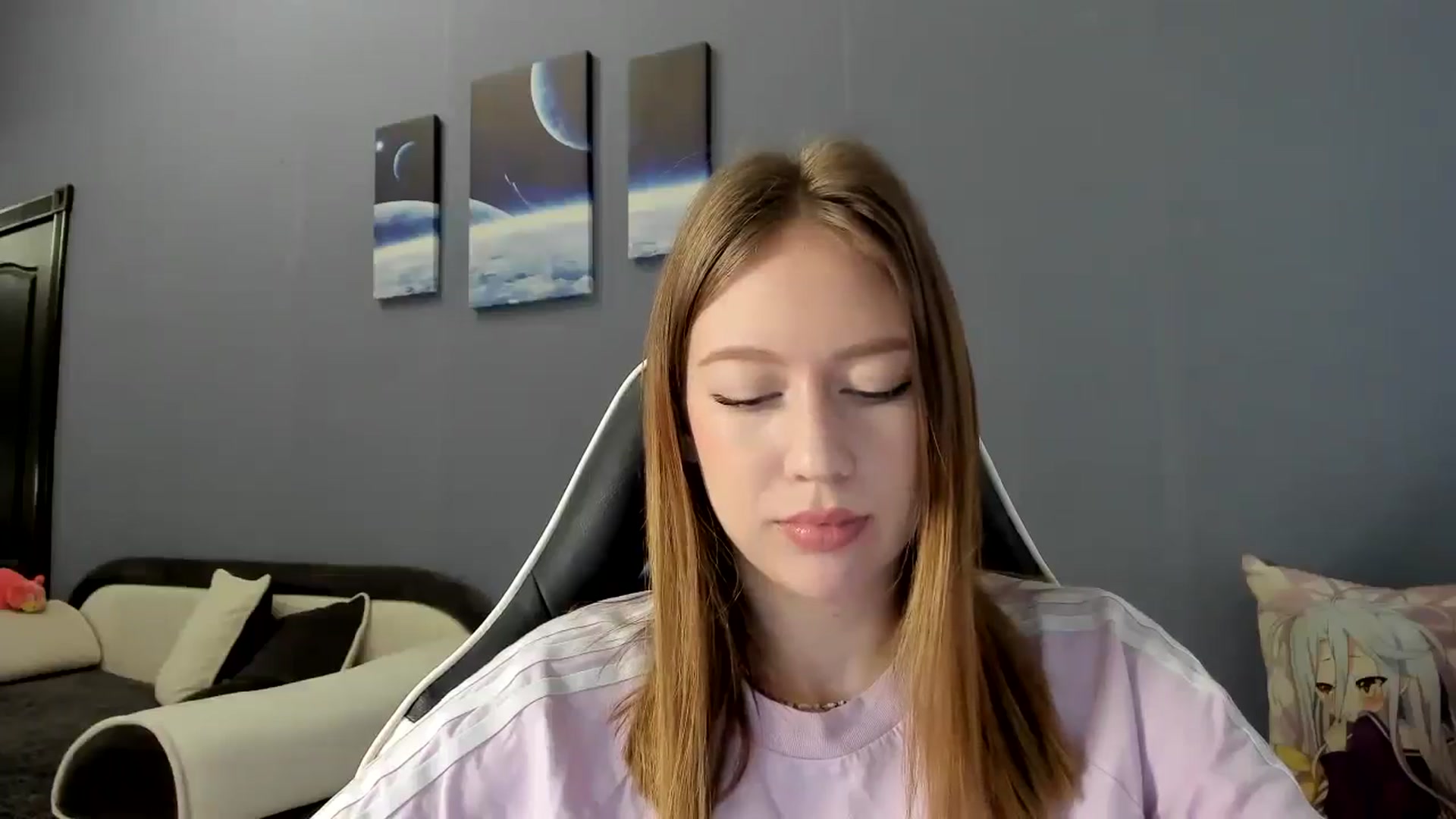 Gallery image thumbnail from RoboSasha's myfreecams stream on, 03/02/2025, 14:01 image 13 of 20