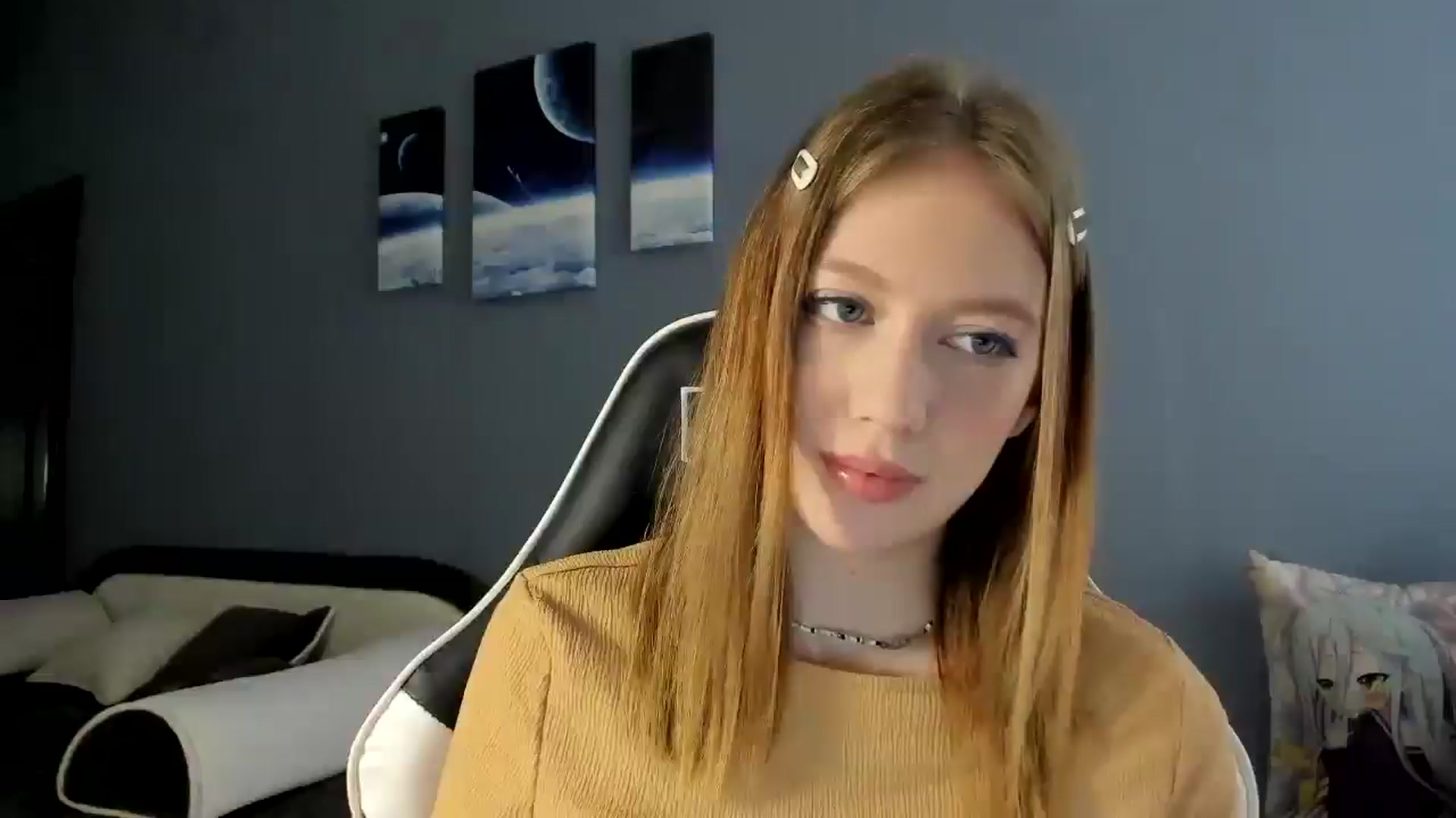 Gallery image thumbnail from RoboSasha's myfreecams stream on, 03/03/2025, 13:42 image 7 of 20