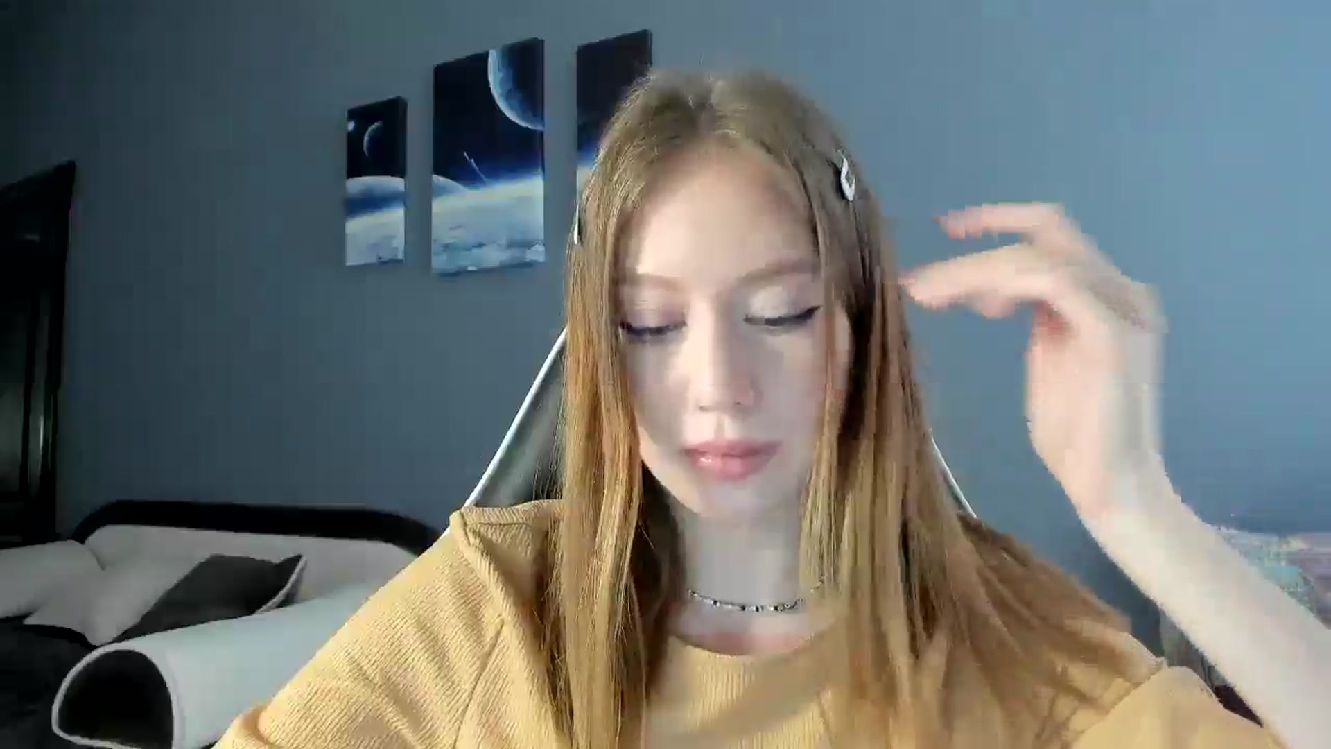Gallery image thumbnail from RoboSasha's myfreecams stream on, 03/03/2025, 13:42 image 15 of 20