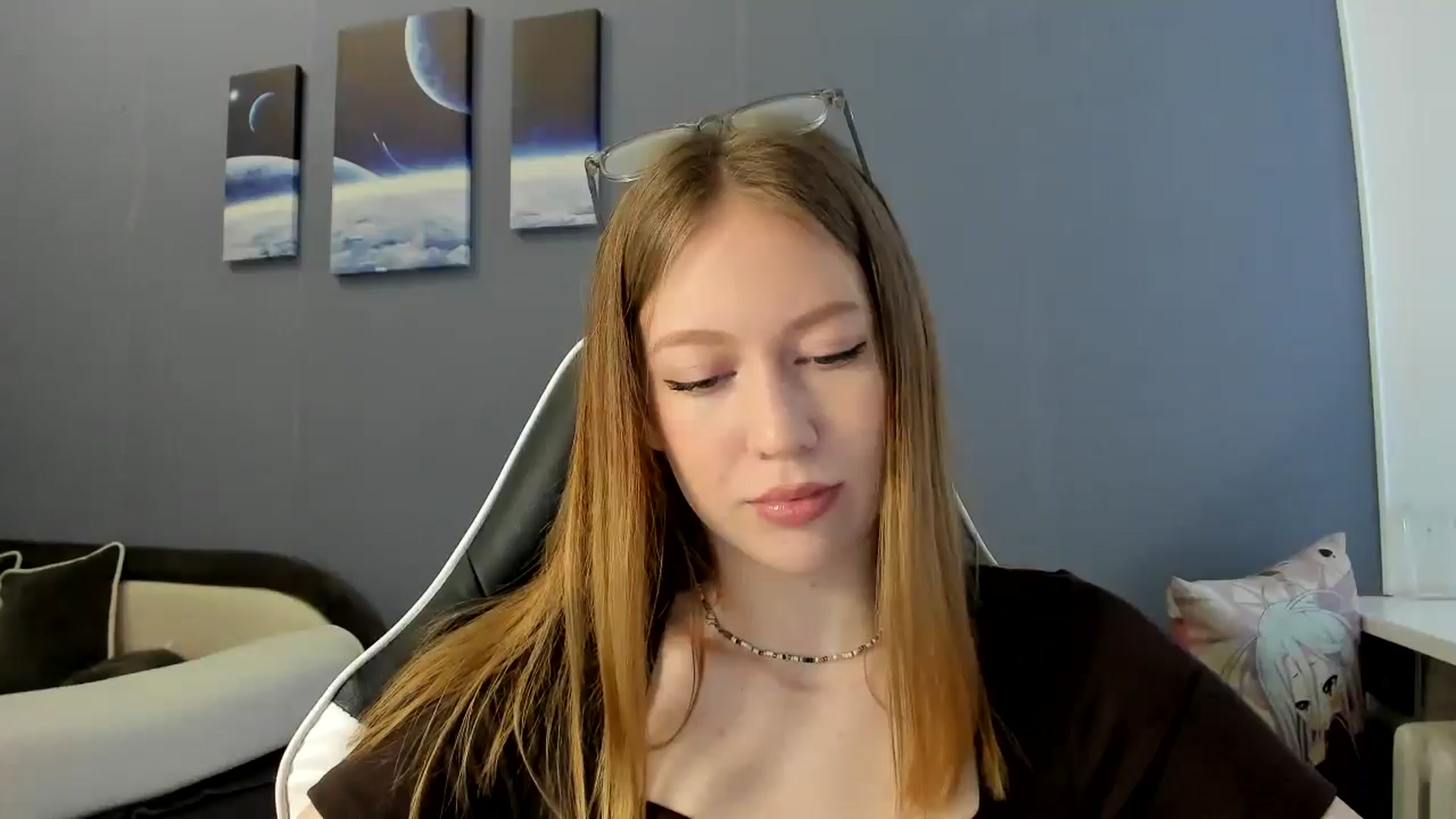 Gallery image thumbnail from RoboSasha's myfreecams stream on, 03/07/2025, 15:17 image 2 of 20