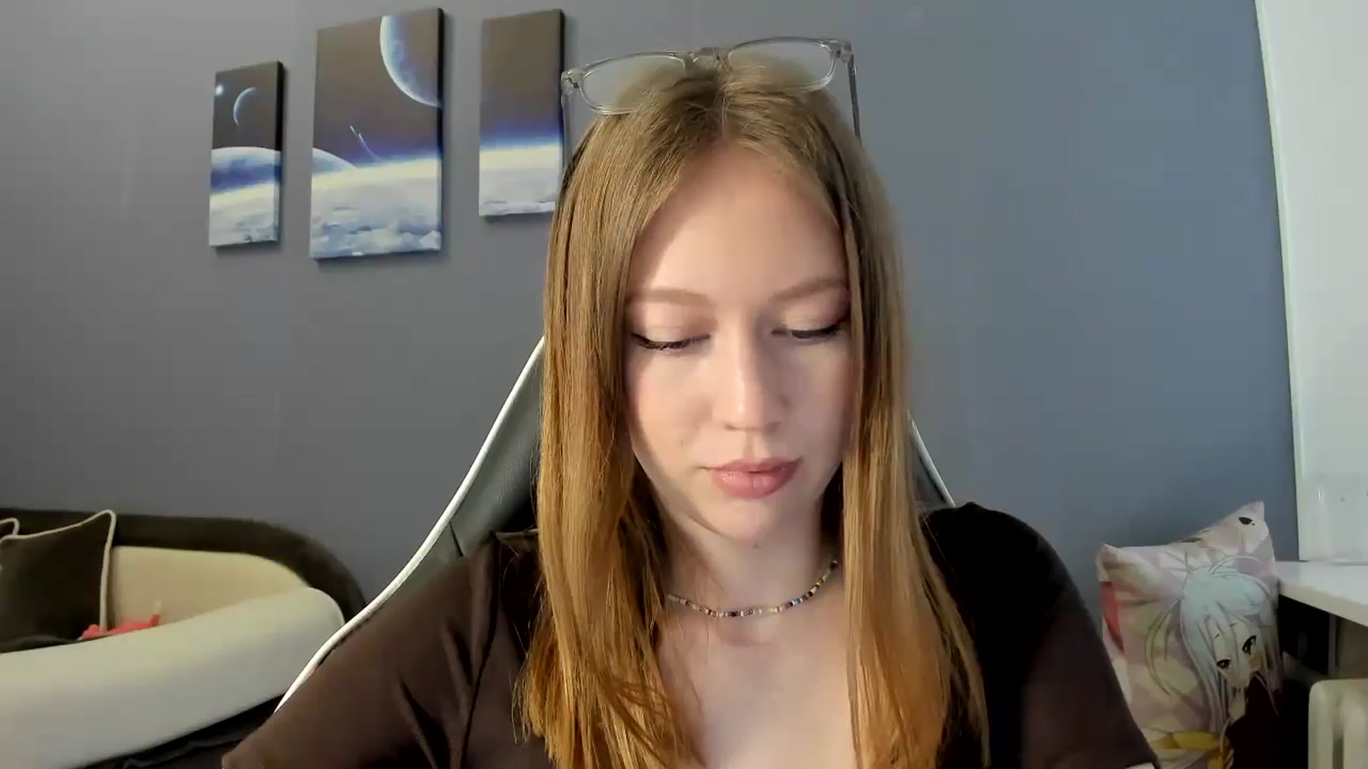 Gallery image thumbnail from RoboSasha's myfreecams stream on, 03/07/2025, 15:17 image 16 of 20