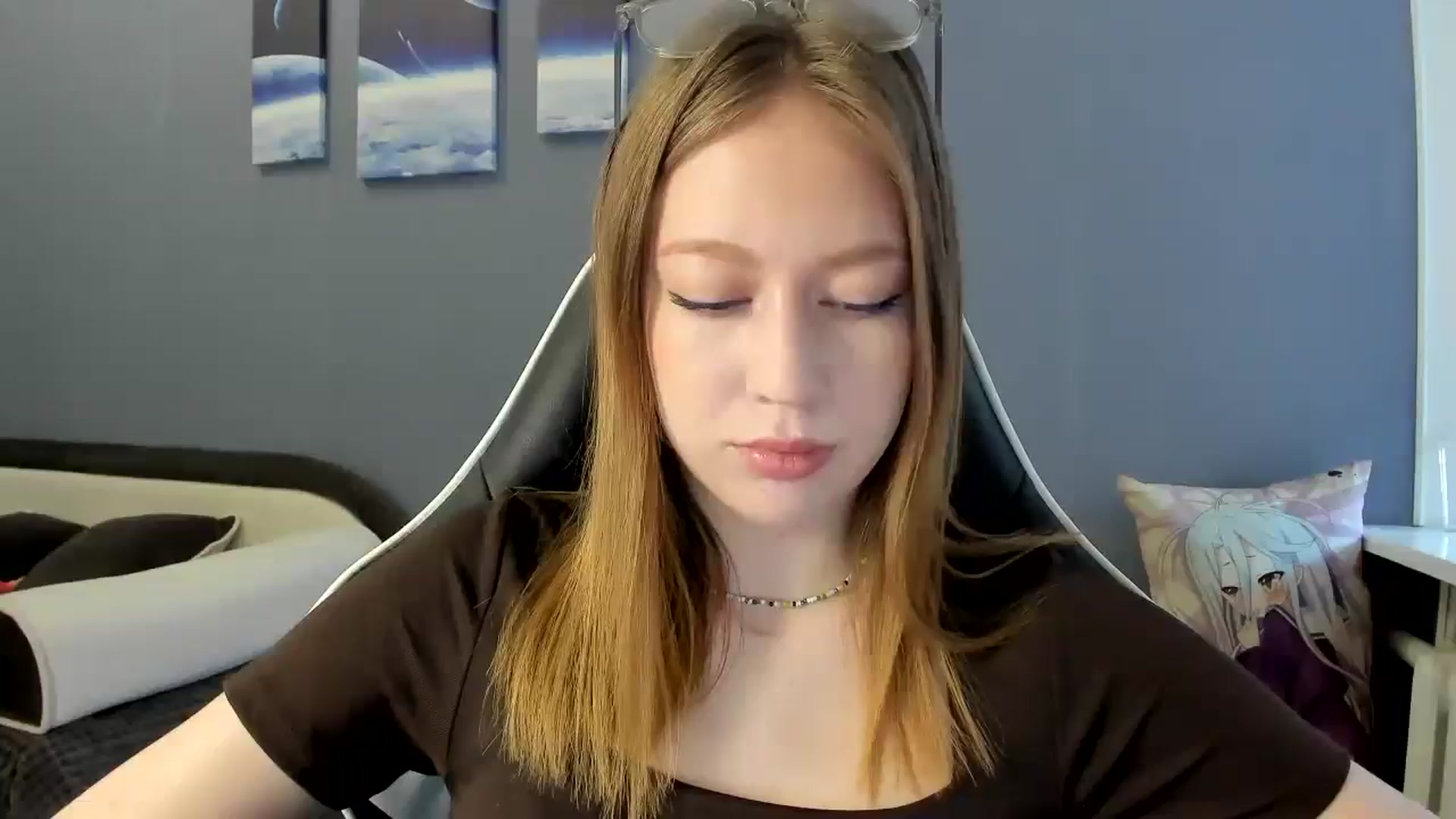 Gallery image thumbnail from RoboSasha's myfreecams stream on, 03/09/2025, 10:50 image 17 of 20