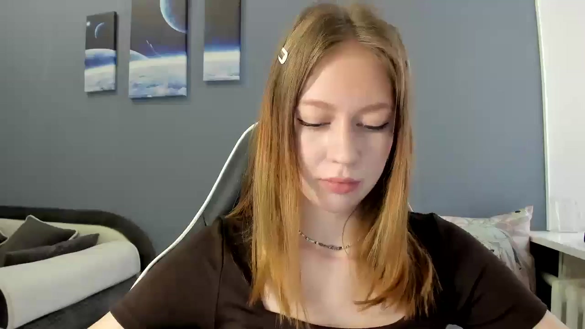 Gallery image thumbnail from RoboSasha's myfreecams stream on, 03/13/2025, 11:58 image 20 of 20