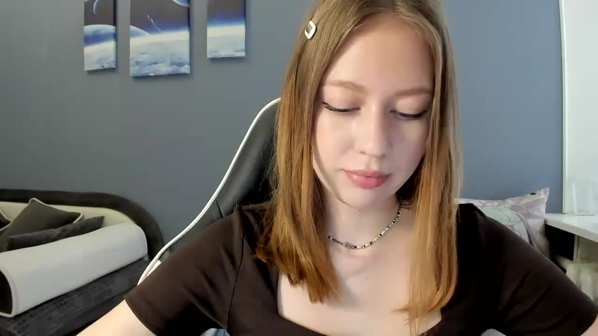 Gallery image thumbnail from RoboSasha's myfreecams stream on, 03/13/2025, 11:58 image 14 of 20