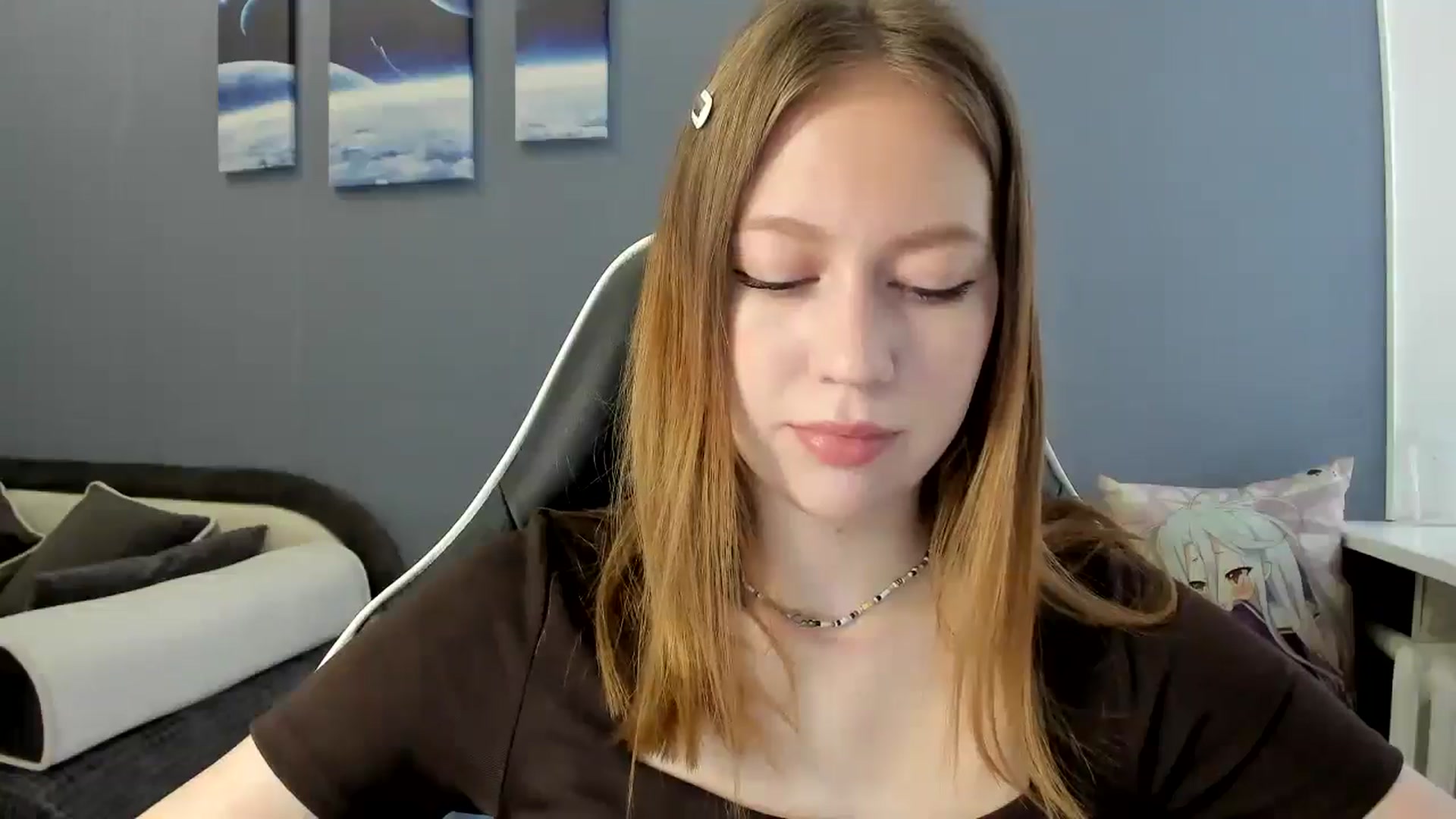Gallery image thumbnail from RoboSasha's myfreecams stream on, 03/13/2025, 11:58 image 5 of 20