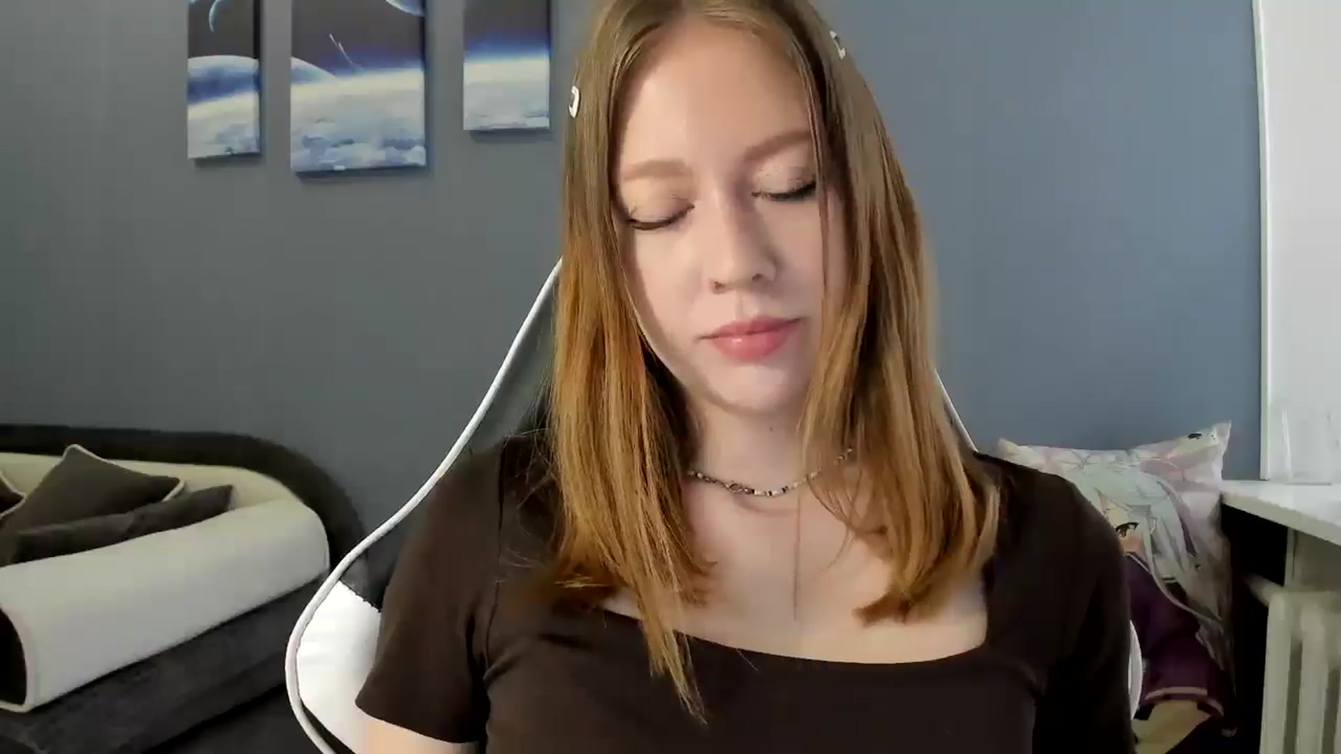 Gallery image thumbnail from RoboSasha's myfreecams stream on, 03/13/2025, 11:58 image 9 of 20