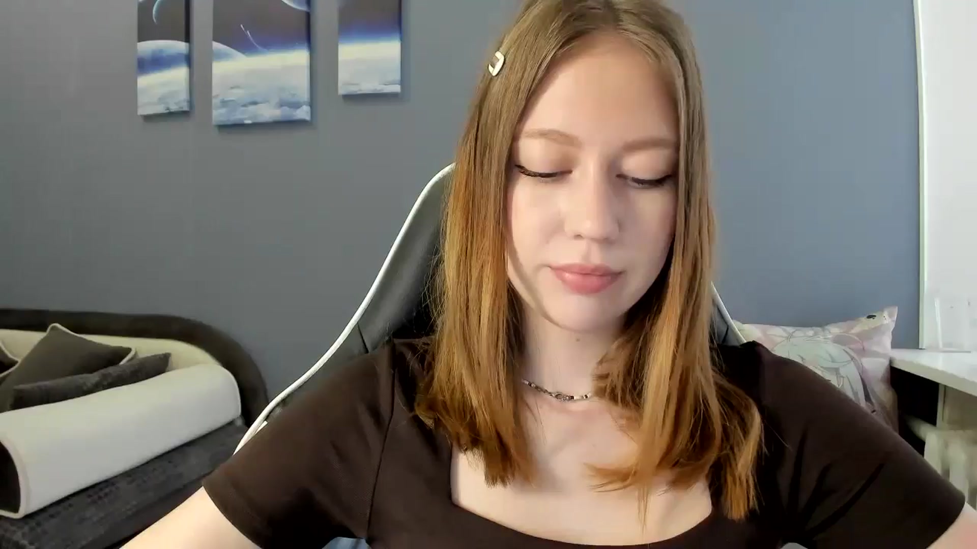 Gallery image thumbnail from RoboSasha's myfreecams stream on, 03/13/2025, 11:58 image 16 of 20