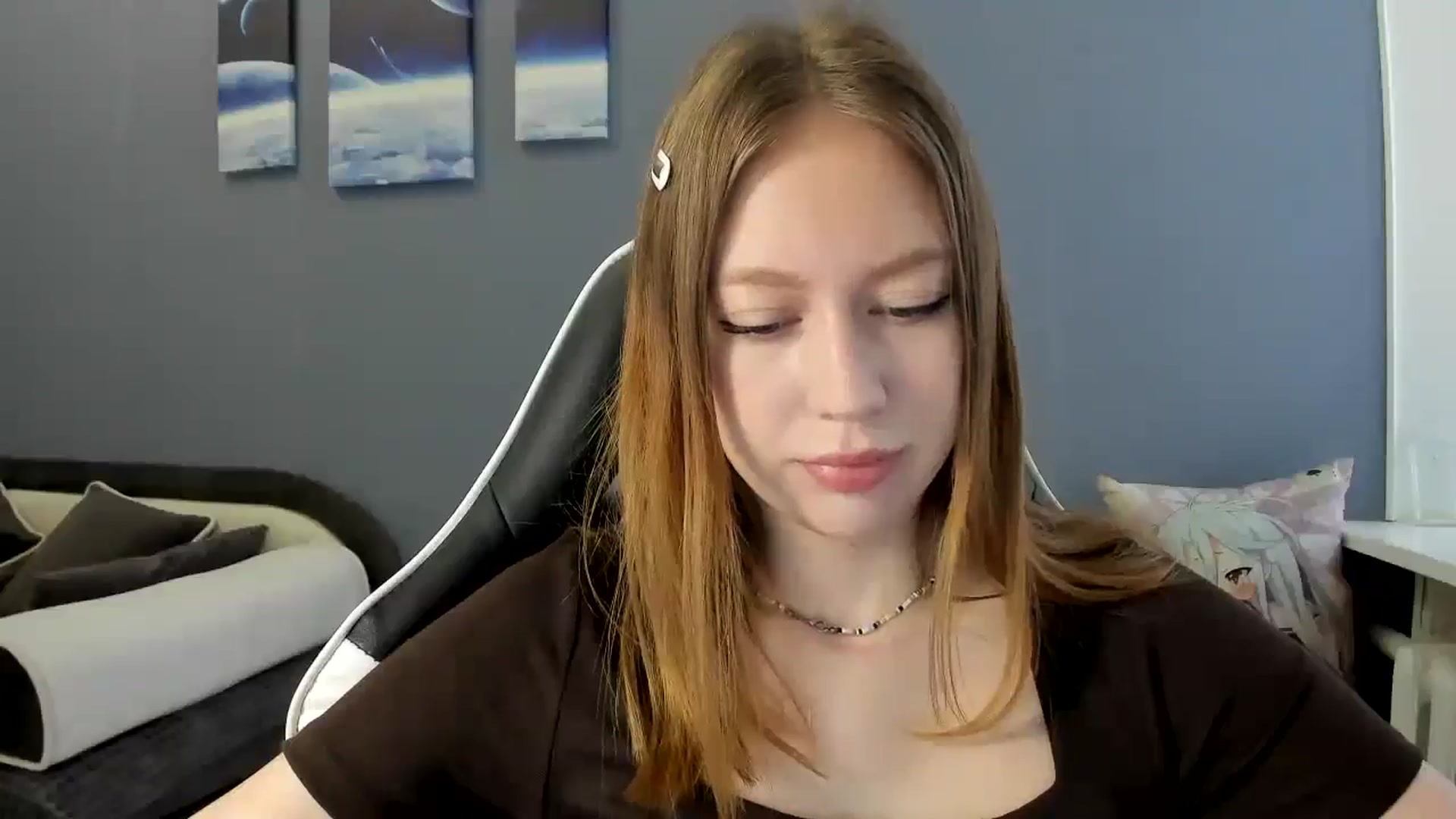 Gallery image thumbnail from RoboSasha's myfreecams stream on, 03/13/2025, 11:58 image 4 of 20