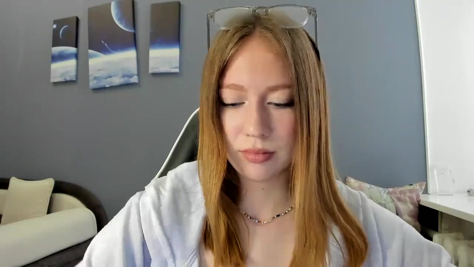 Gallery image thumbnail from RoboSasha's myfreecams stream on, 03/16/2025, 14:06 image 12 of 20