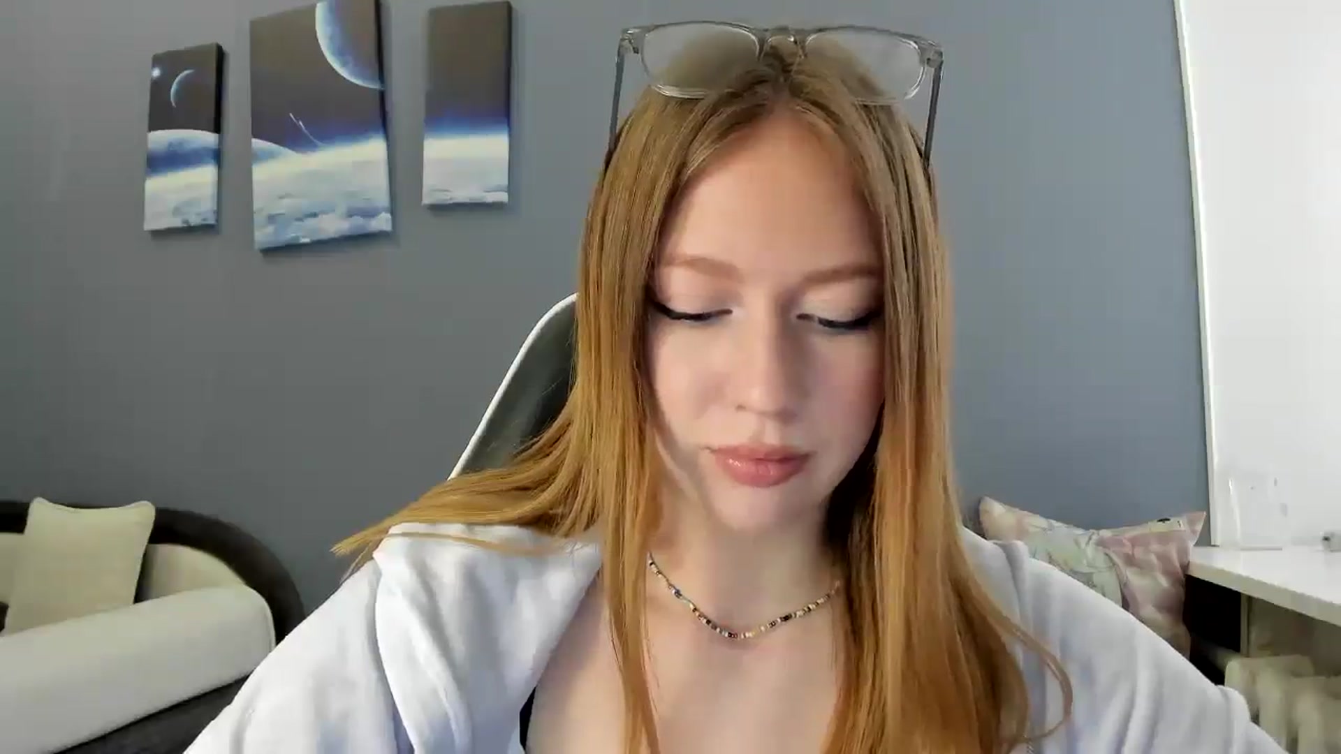 Gallery image thumbnail from RoboSasha's myfreecams stream on, 03/16/2025, 14:06 image 18 of 20